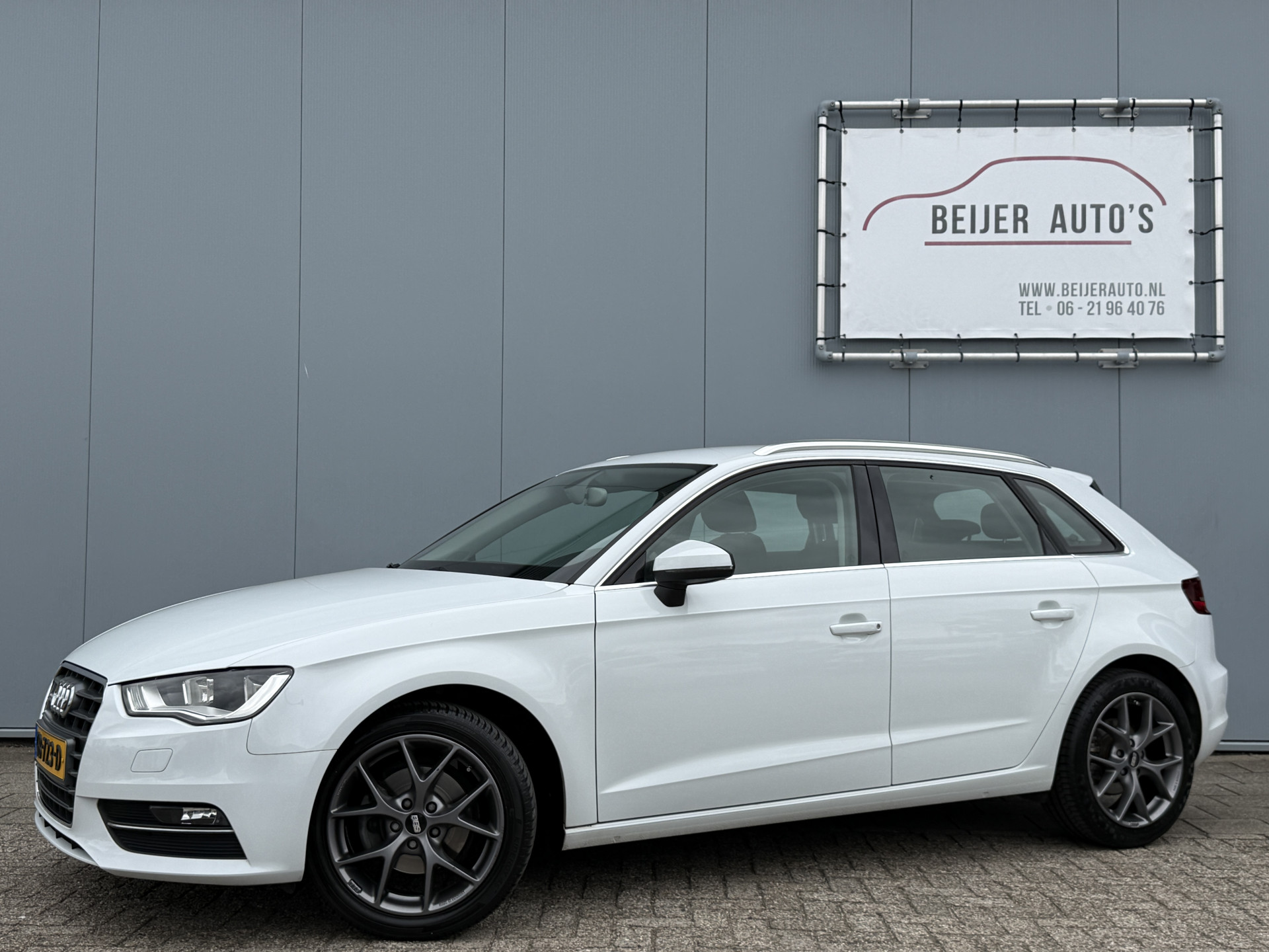 Audi A3 Sportback 1.4 TFSI CoD Attraction Pro Line 2015 - voorkant