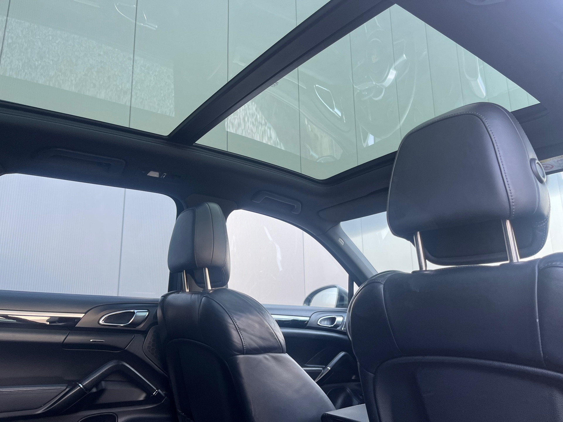 Foto van Porsche Cayenne S E-hybrid