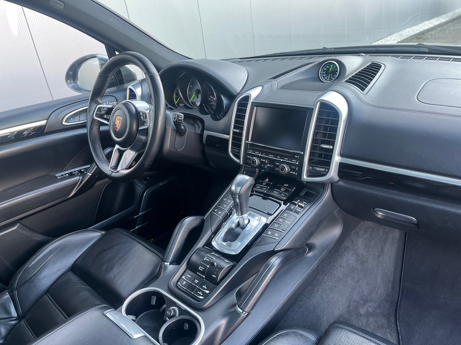 Foto van Porsche Cayenne S E-hybrid