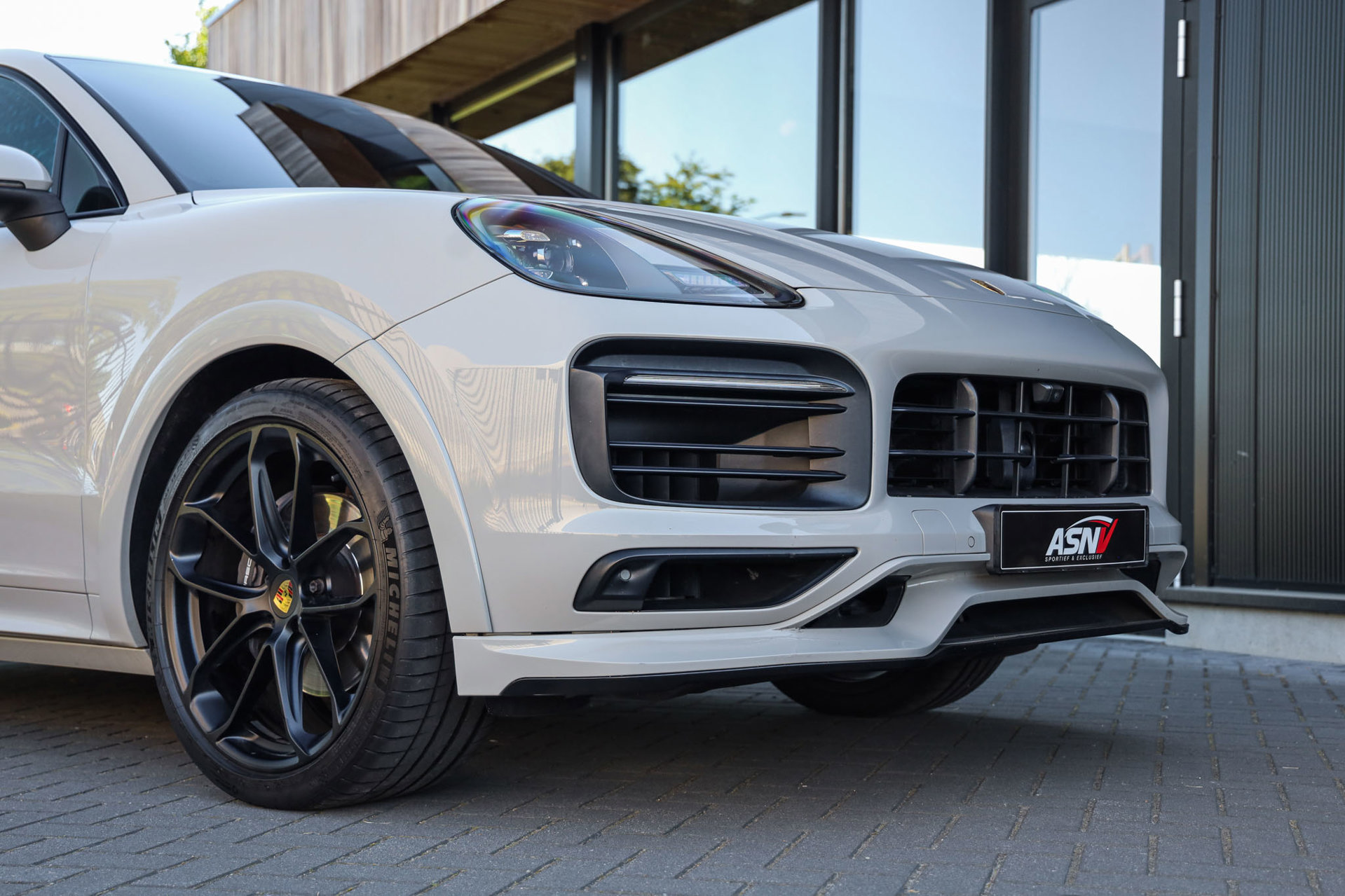 Foto van Porsche Cayenne E-hybrid