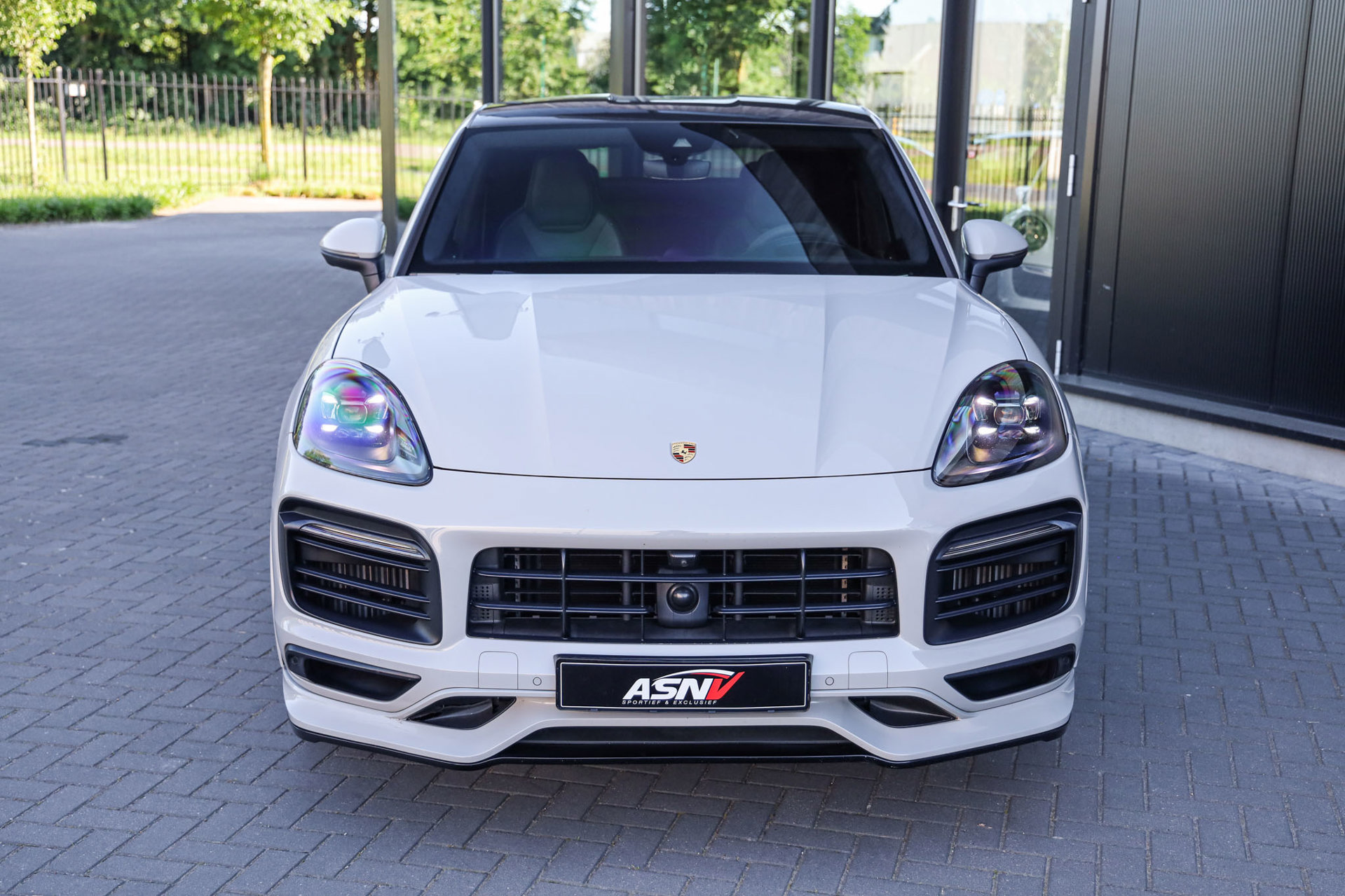 Foto van Porsche Cayenne E-hybrid