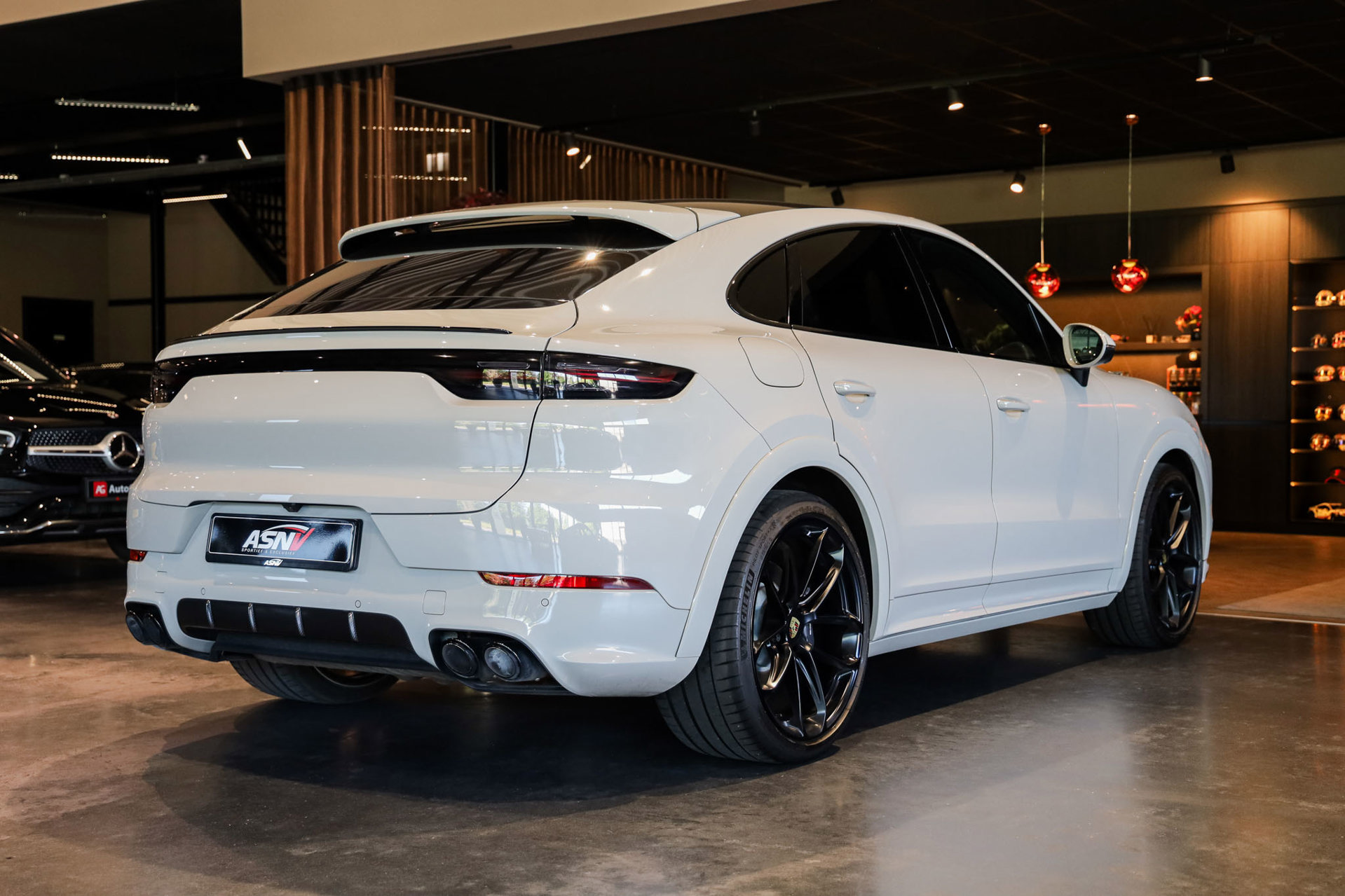 Foto van Porsche Cayenne E-hybrid