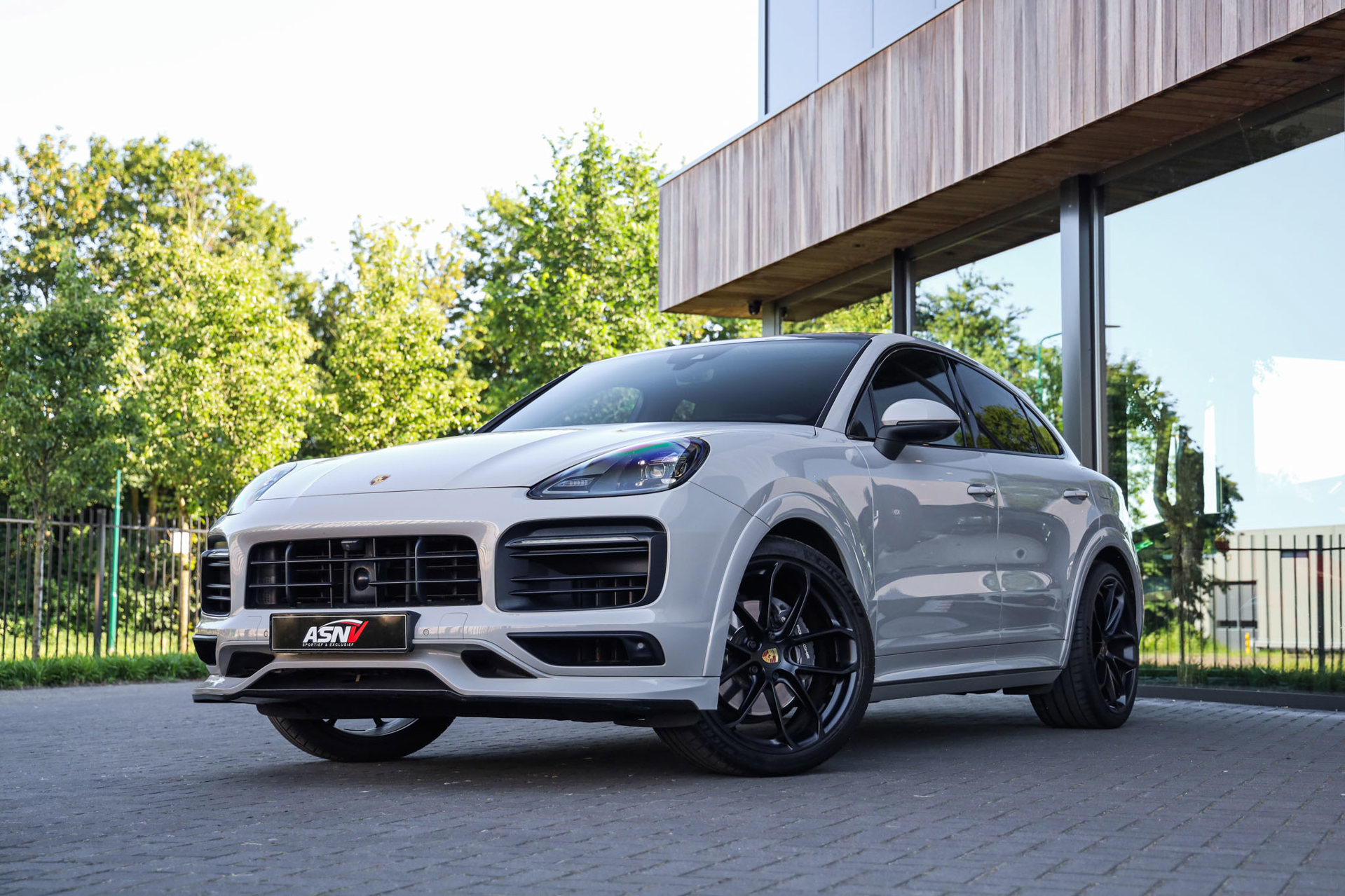 Foto van Porsche Cayenne E-hybrid
