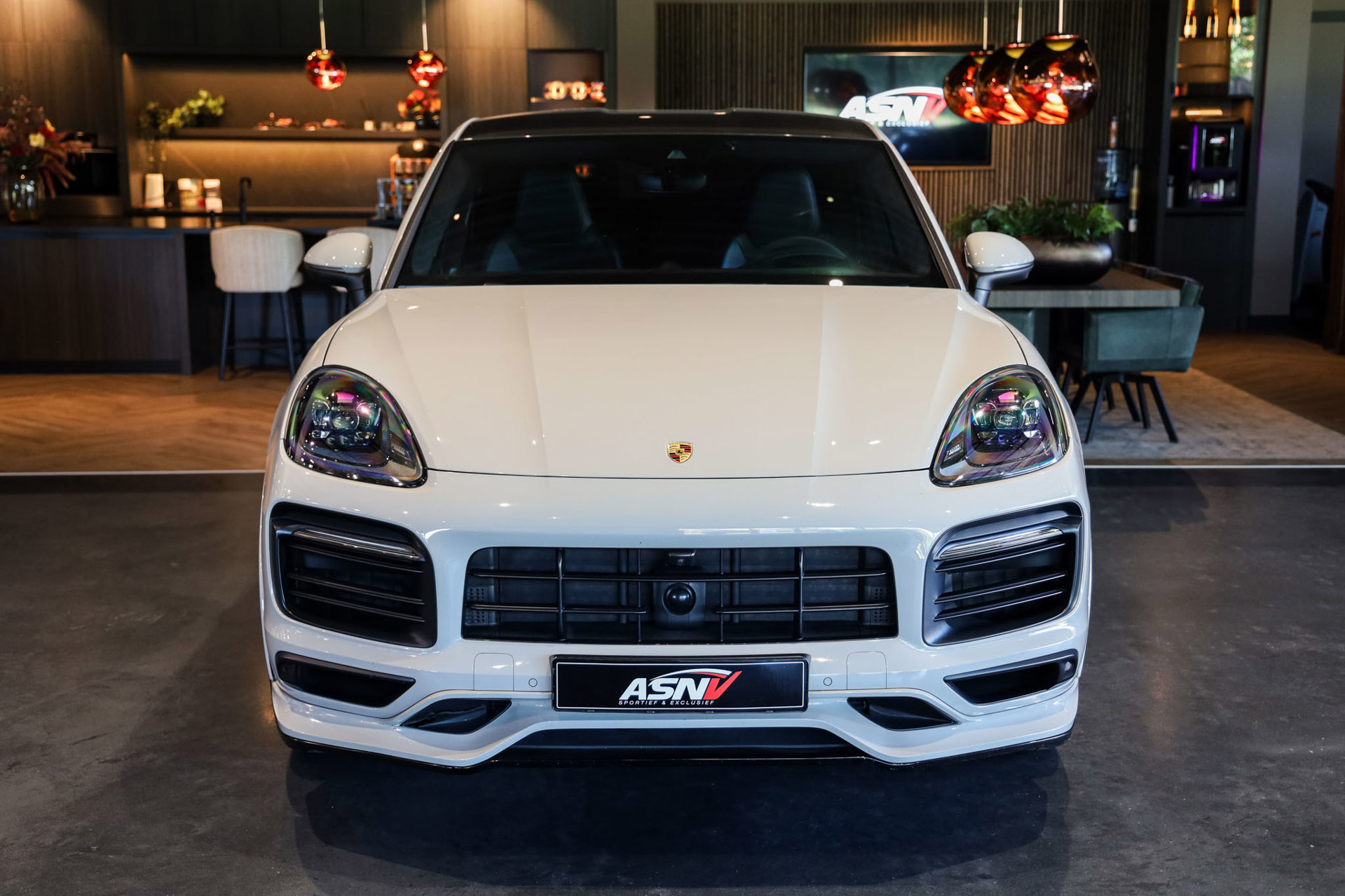 Foto van Porsche Cayenne E-hybrid