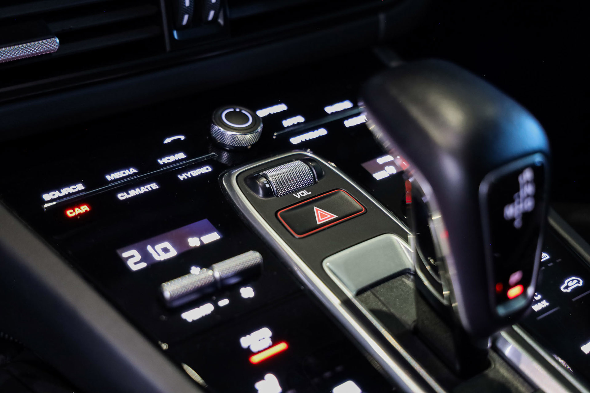 Foto van Porsche Cayenne E-hybrid