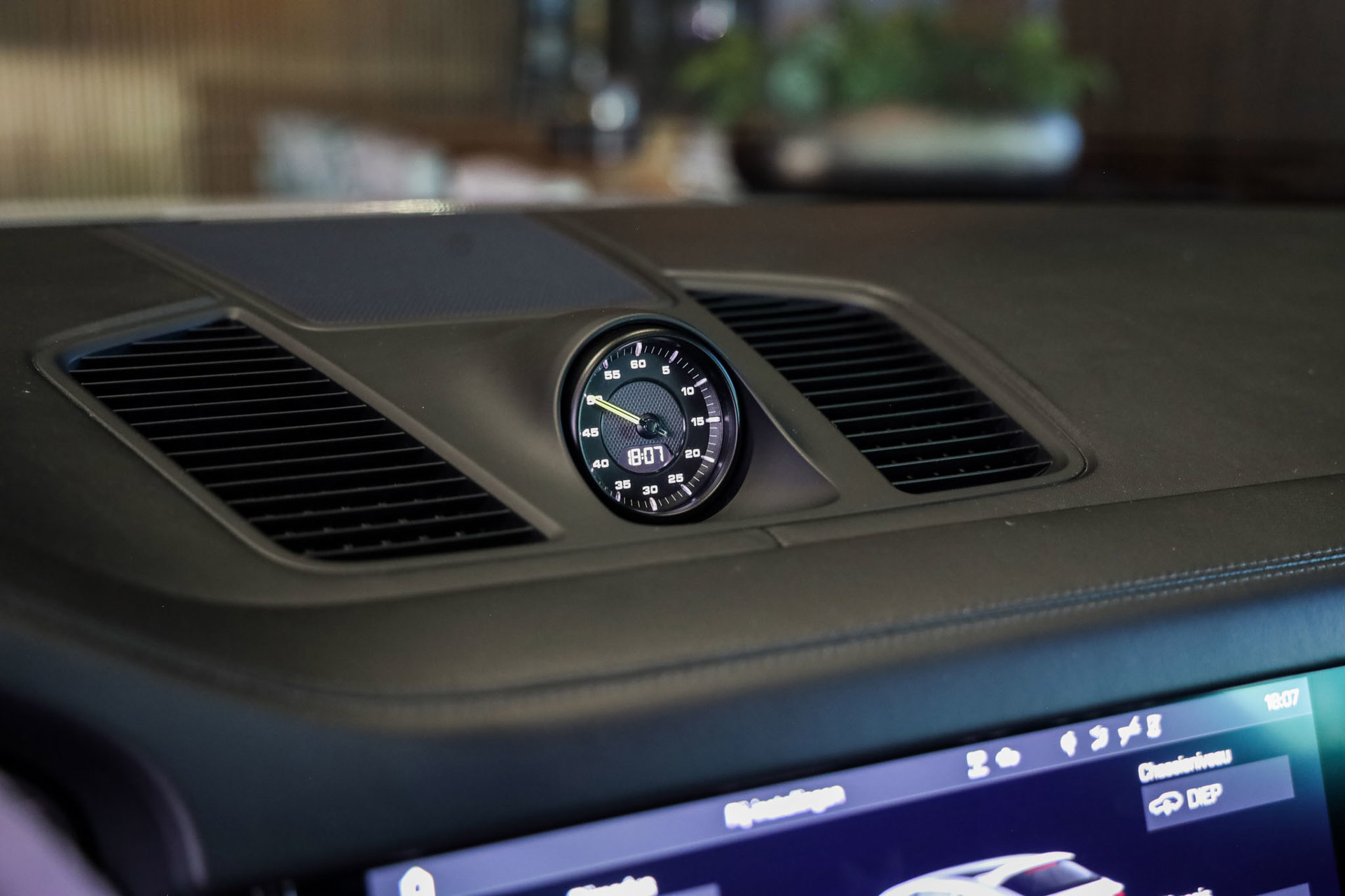 Foto van Porsche Cayenne E-hybrid