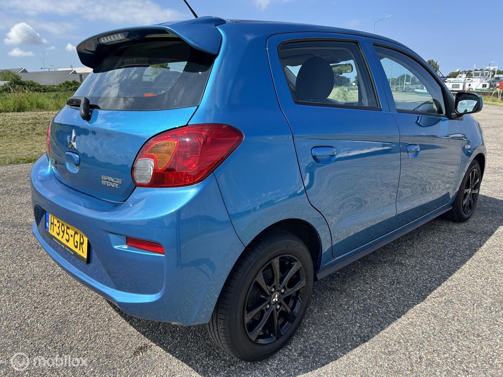 Foto van Mitsubishi Mitsubishi Space Star