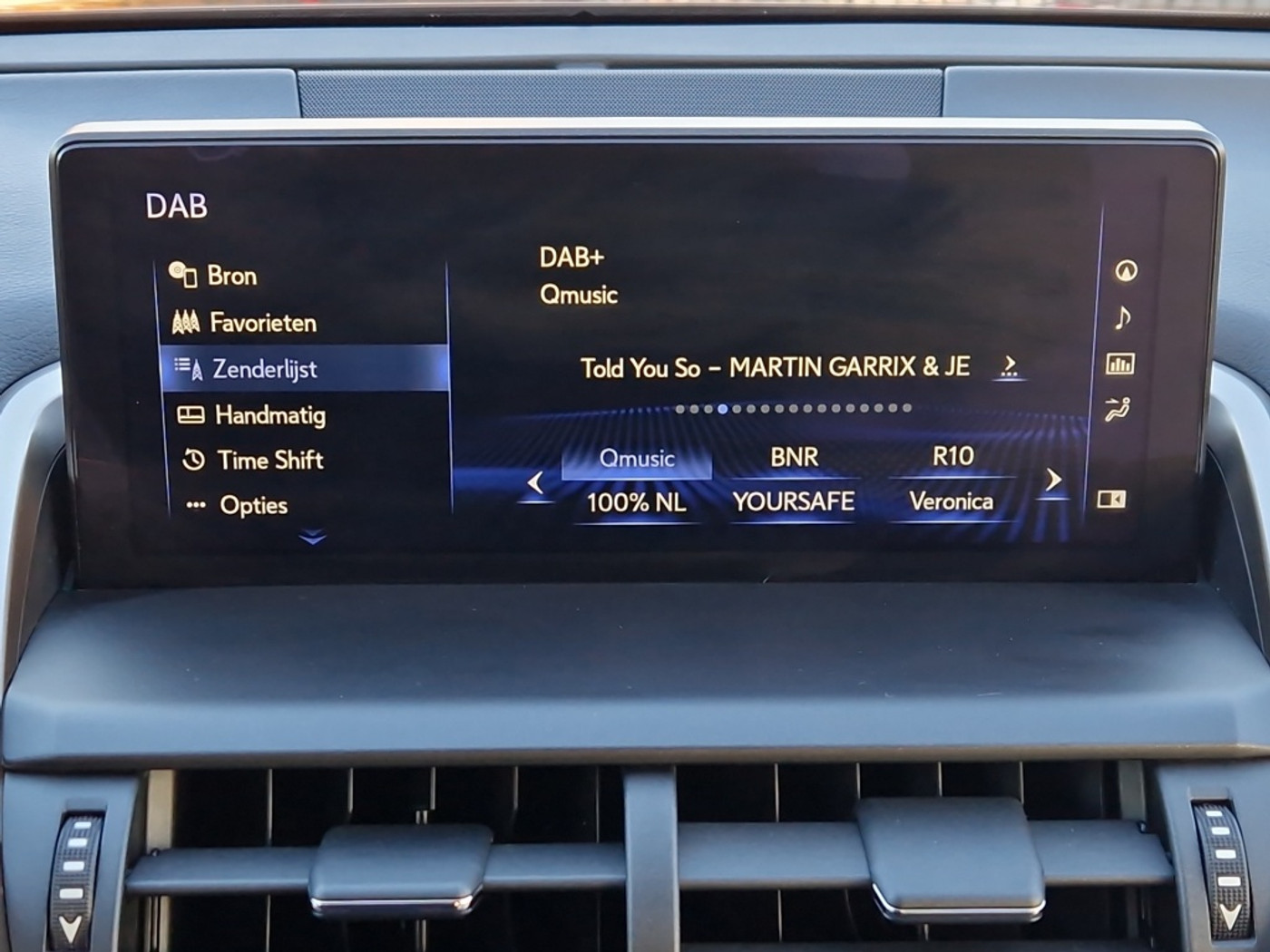 Foto van Lexus Lexus Nx300h