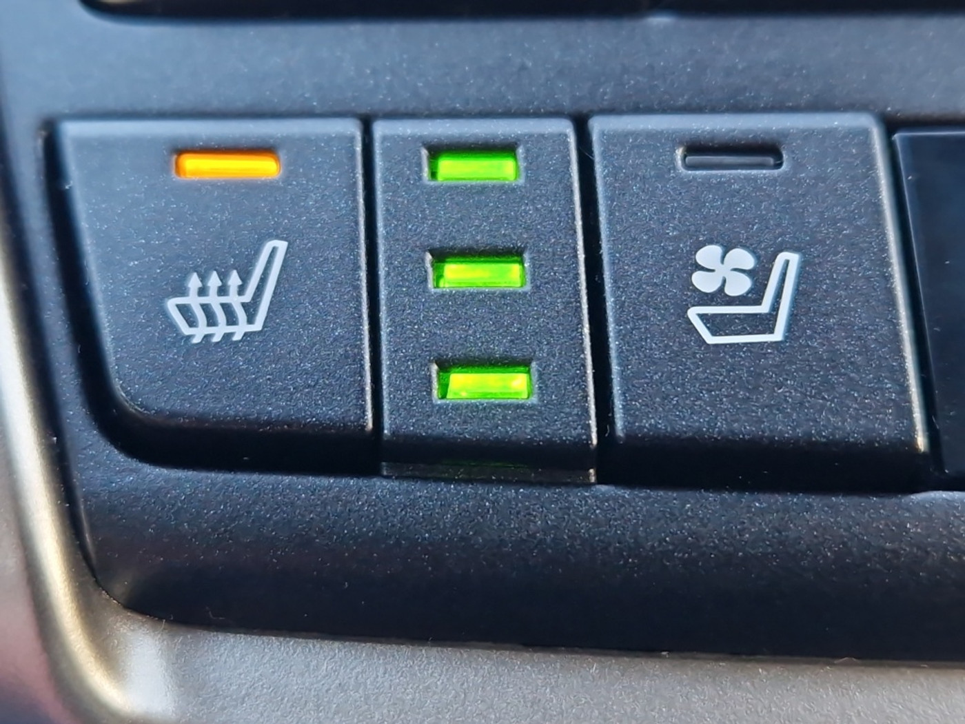 Foto van Lexus Lexus Nx300h