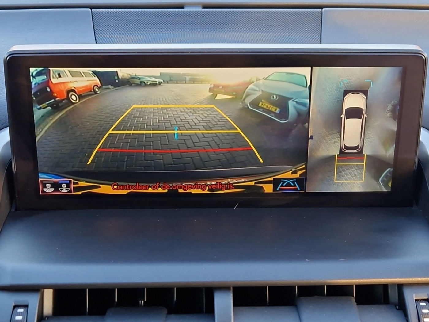 Foto van Lexus Lexus Nx300h