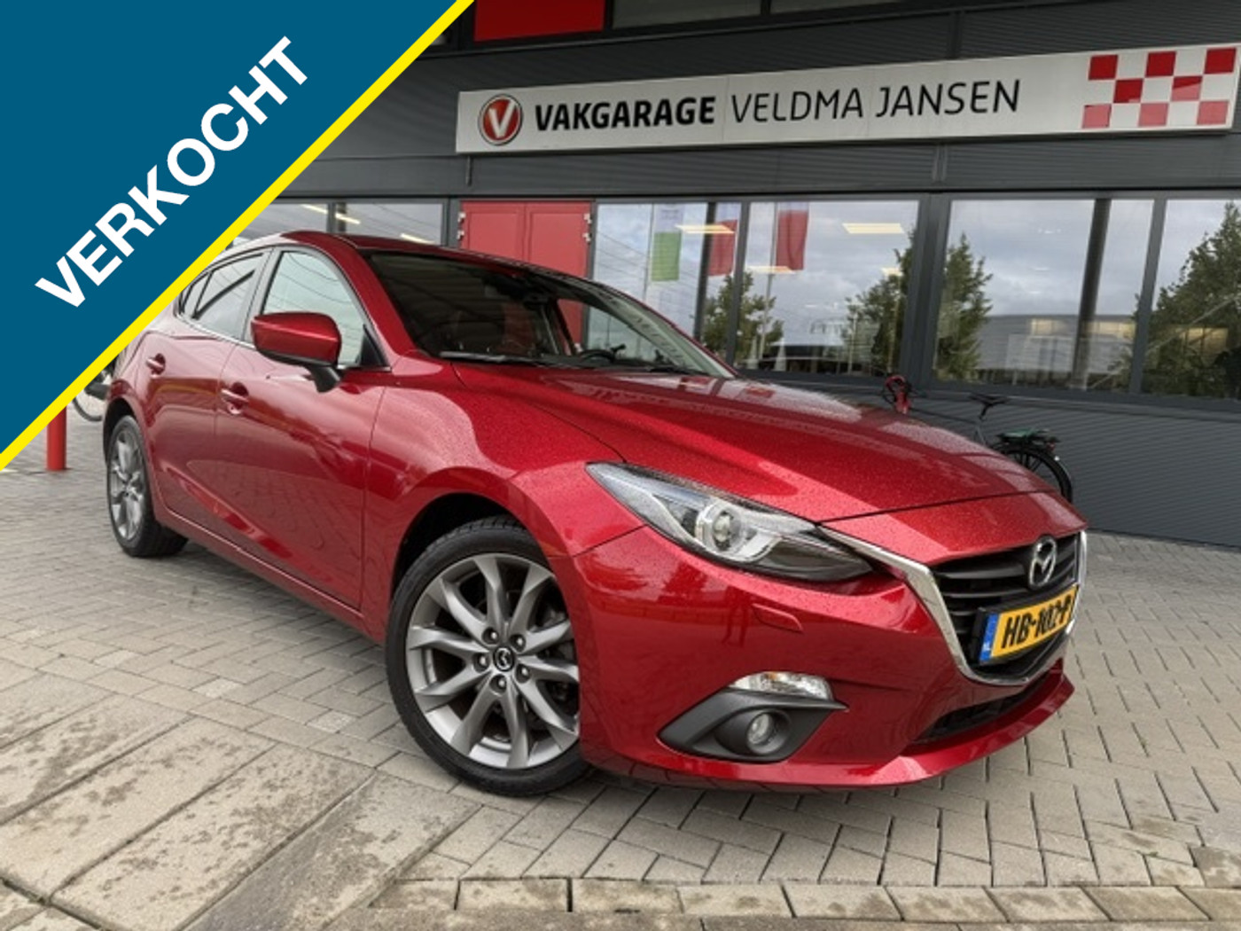 Mazda Mazda3 2.0 TS+ 120 PK + CAMERA/PDC/LMV/ECC/NAVI/STOELVERW. 2015 - voorkant