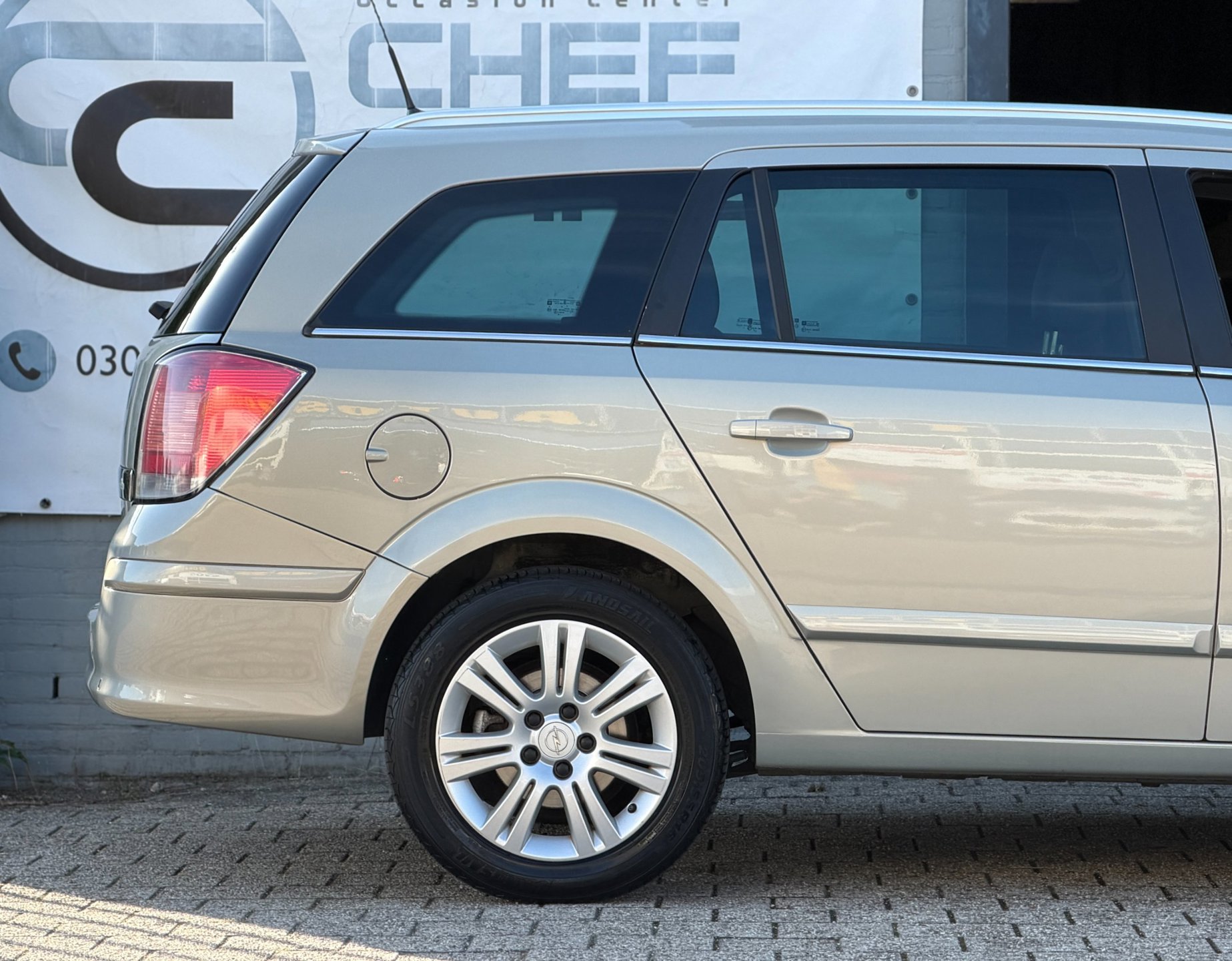 Foto van Opel Astra Wagon