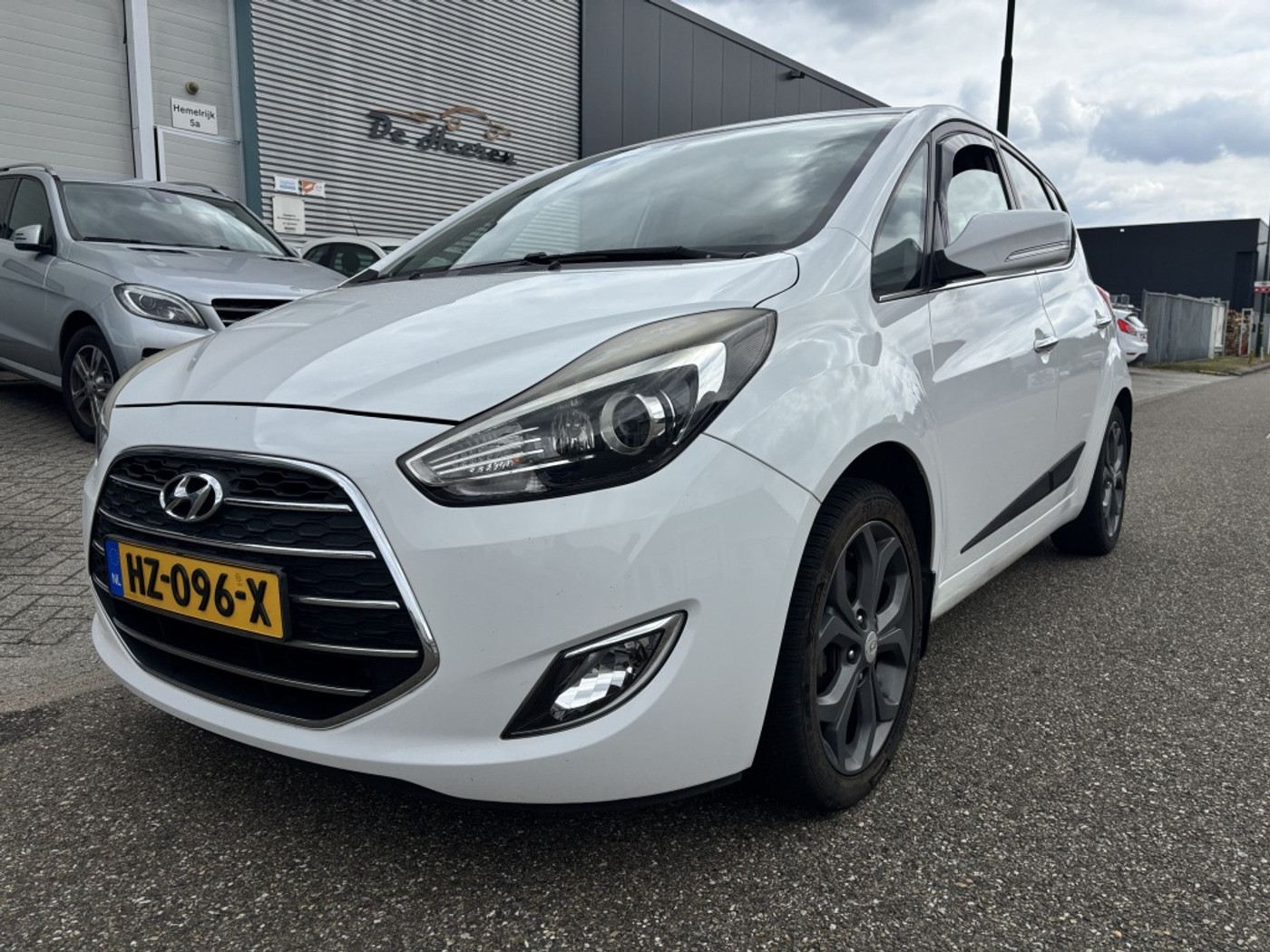 Hyundai Ix20 1.6 CRDi Style 2015 - voorkant