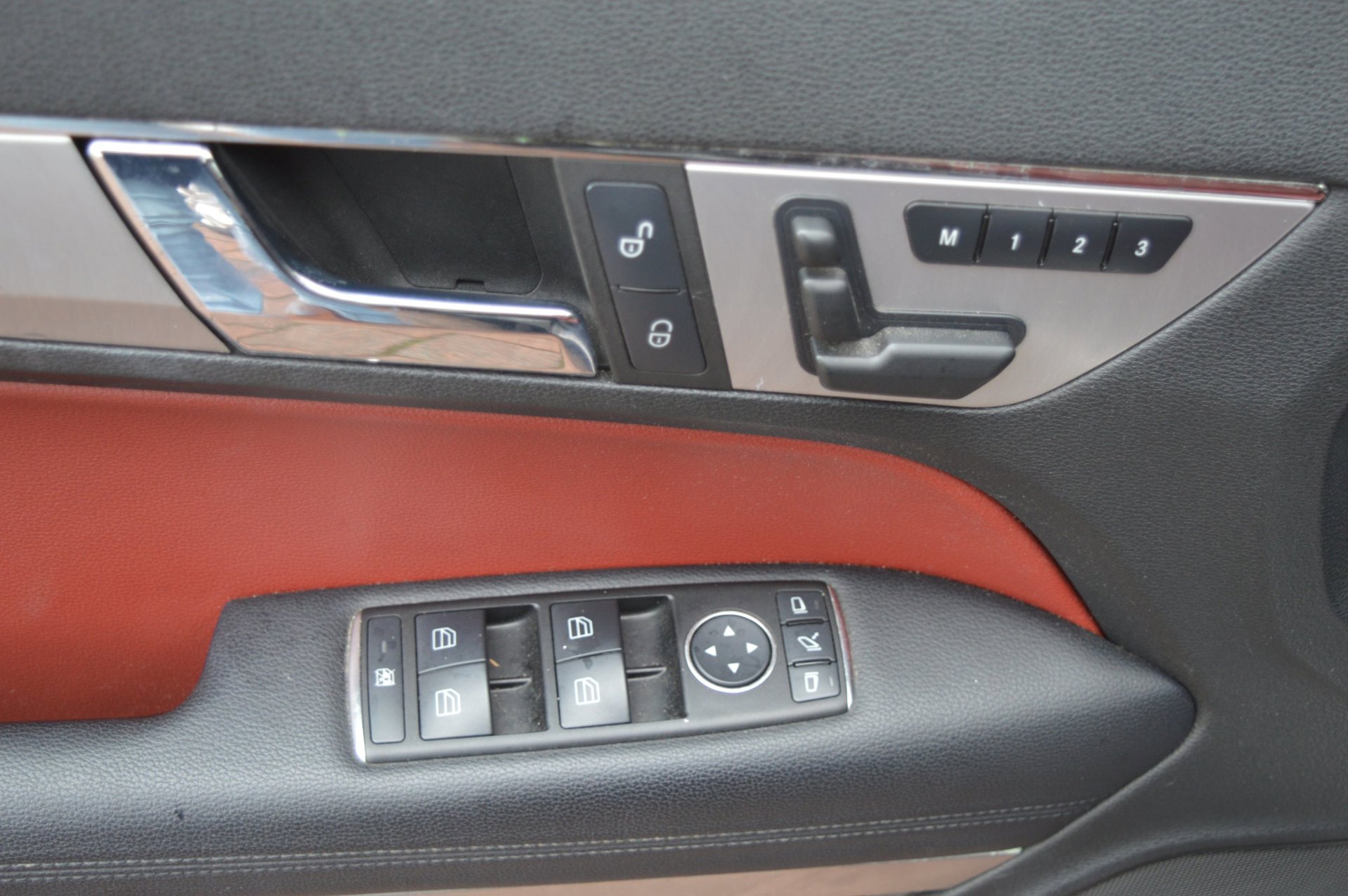Foto van Mercedes-Benz E 350 CDI
