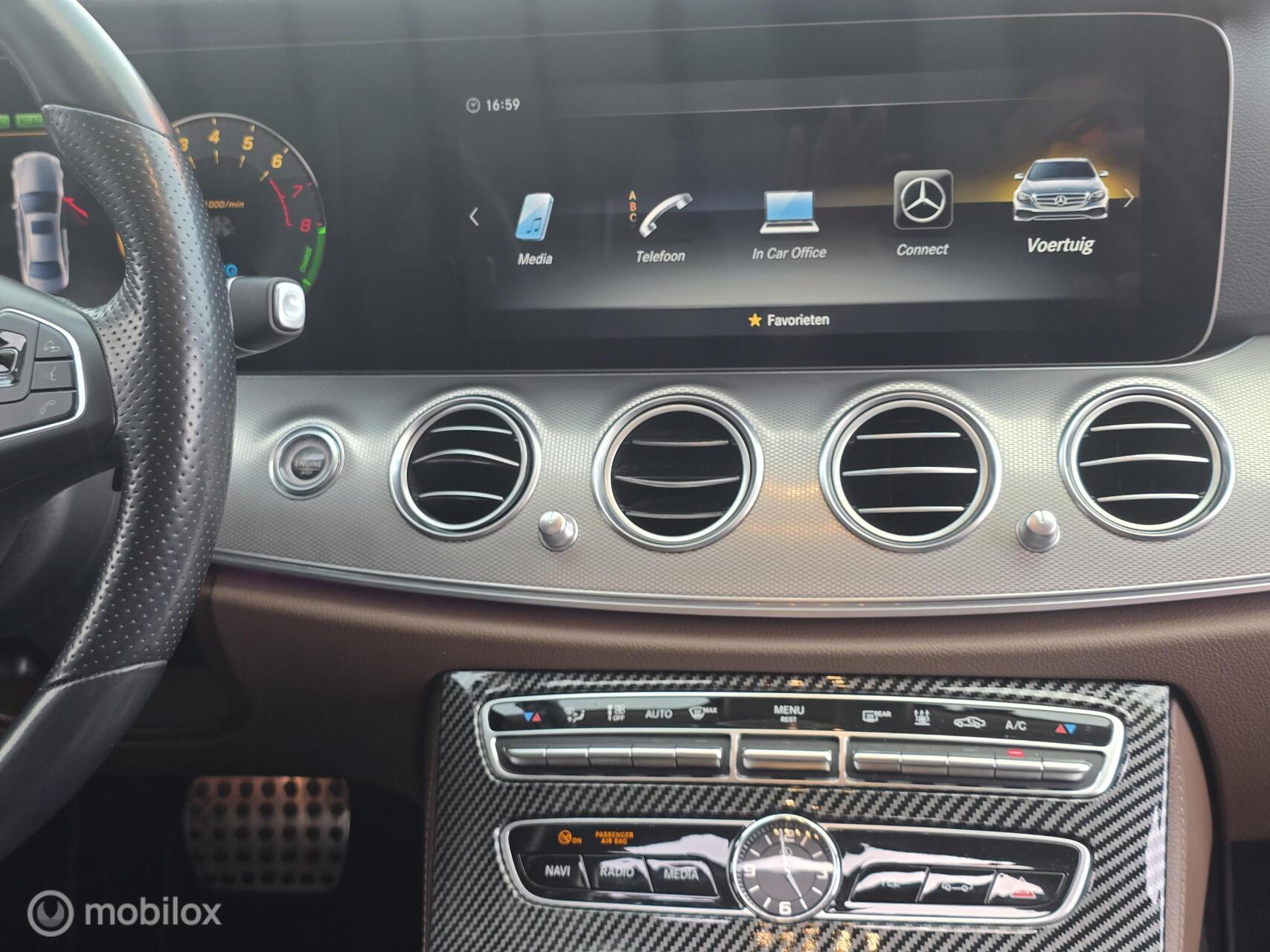 Foto van Mercedes-Benz E 350 E