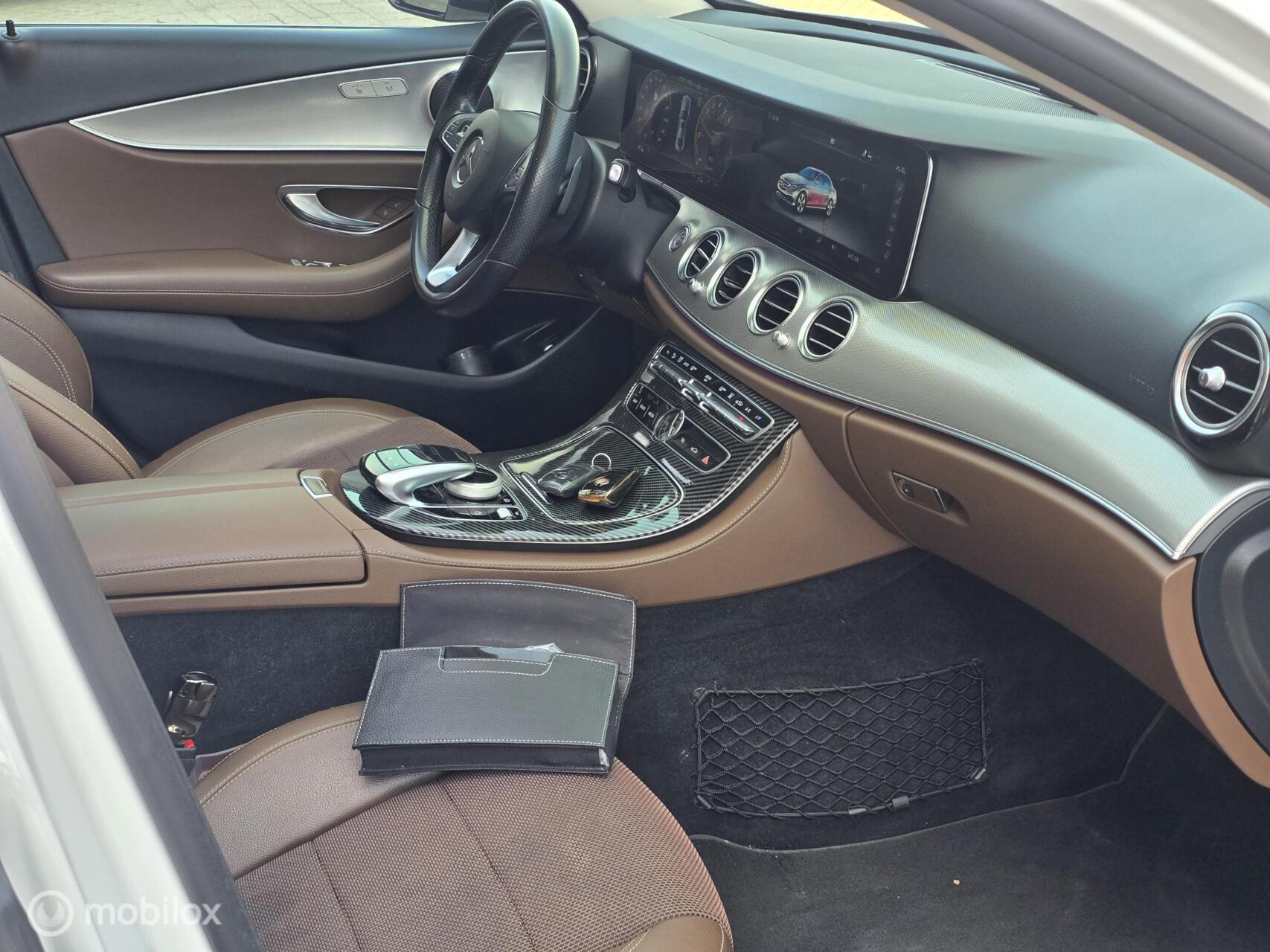 Foto van Mercedes-Benz E 350 E