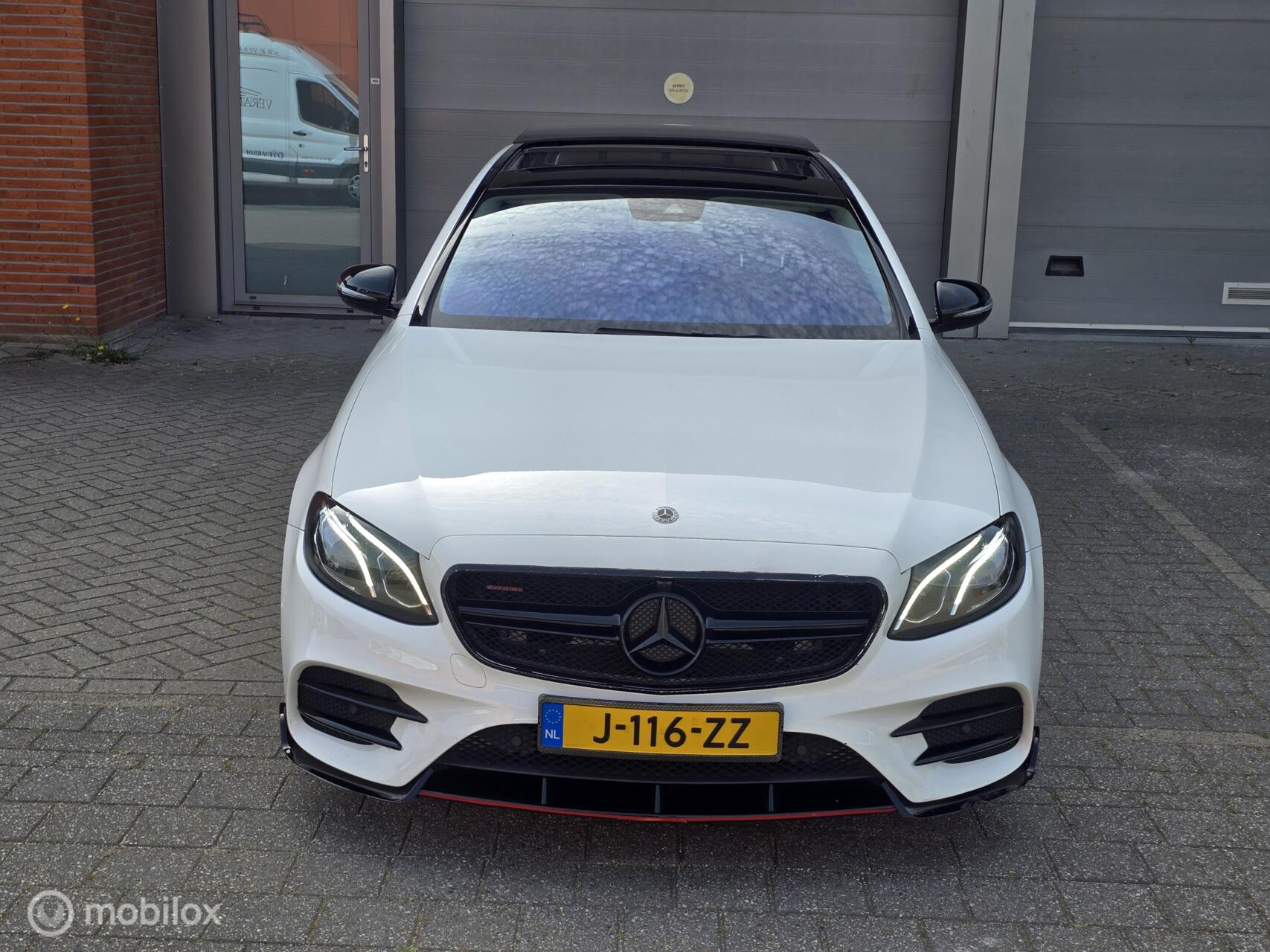 Foto van Mercedes-Benz E 350 E