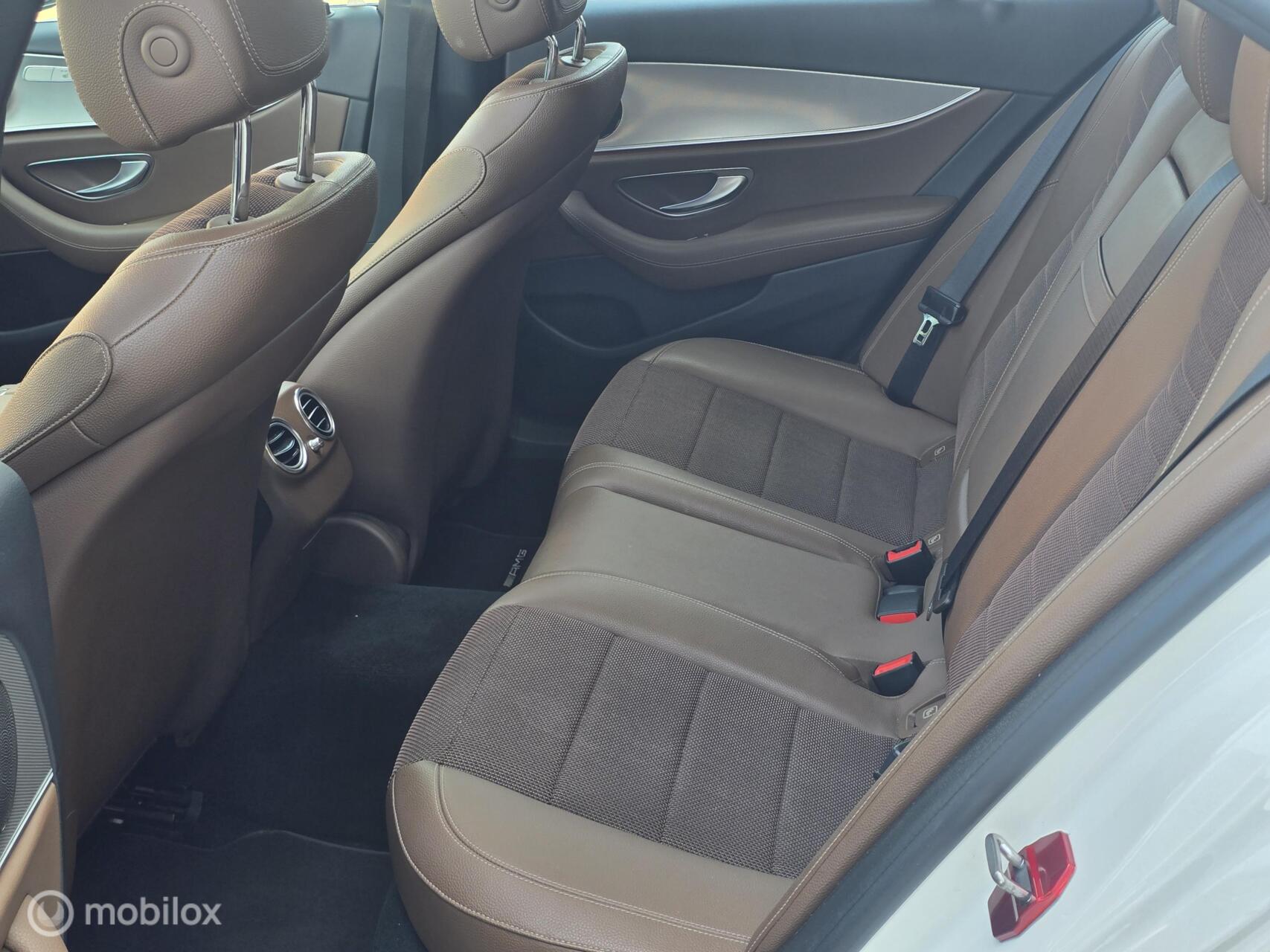 Foto van Mercedes-Benz E 350 E