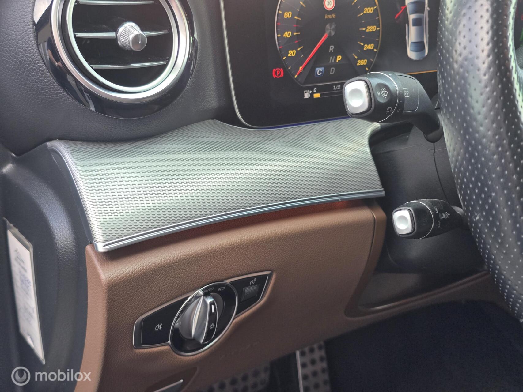 Foto van Mercedes-Benz E 350 E