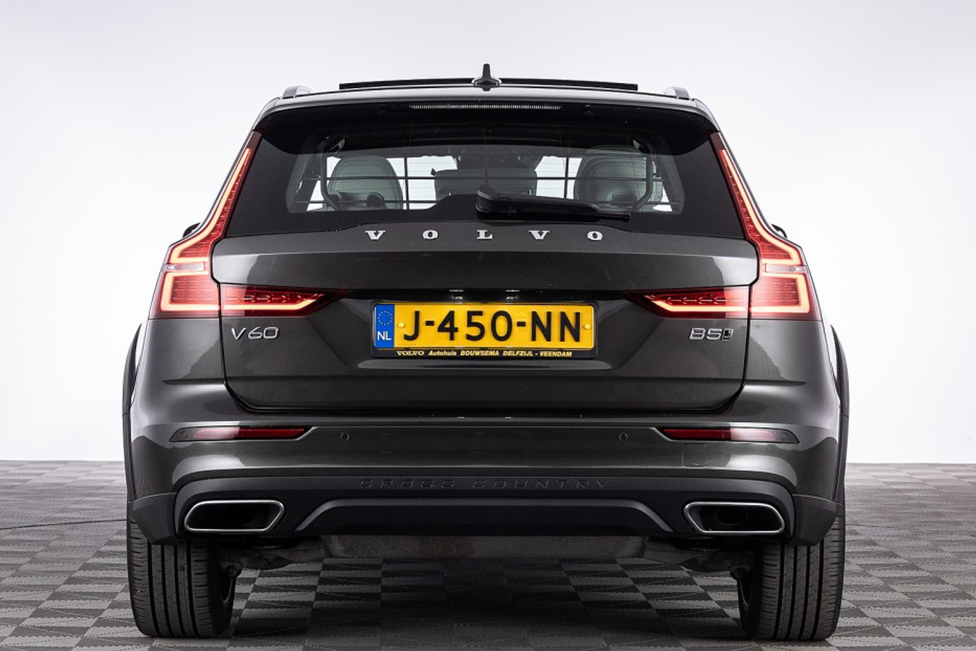 Foto van Volvo V60 Cross Country