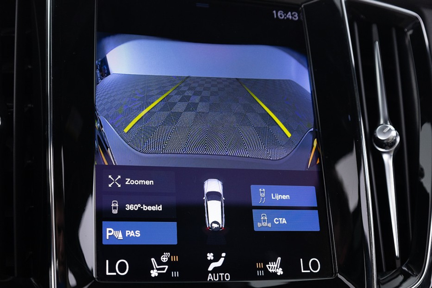 Foto van Volvo V60 Cross Country
