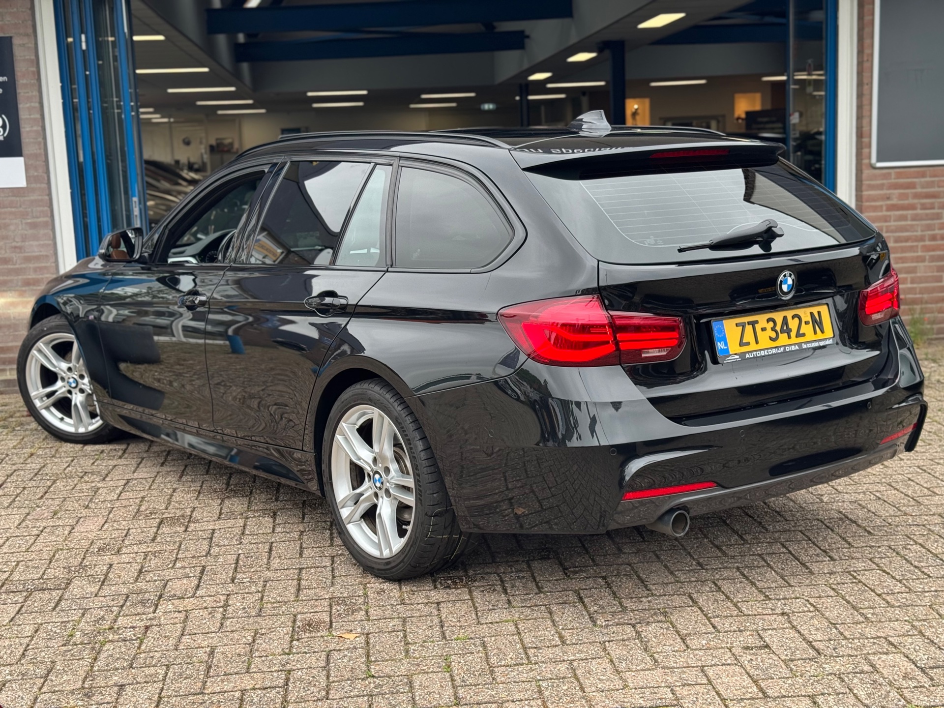 Foto van BMW 318i