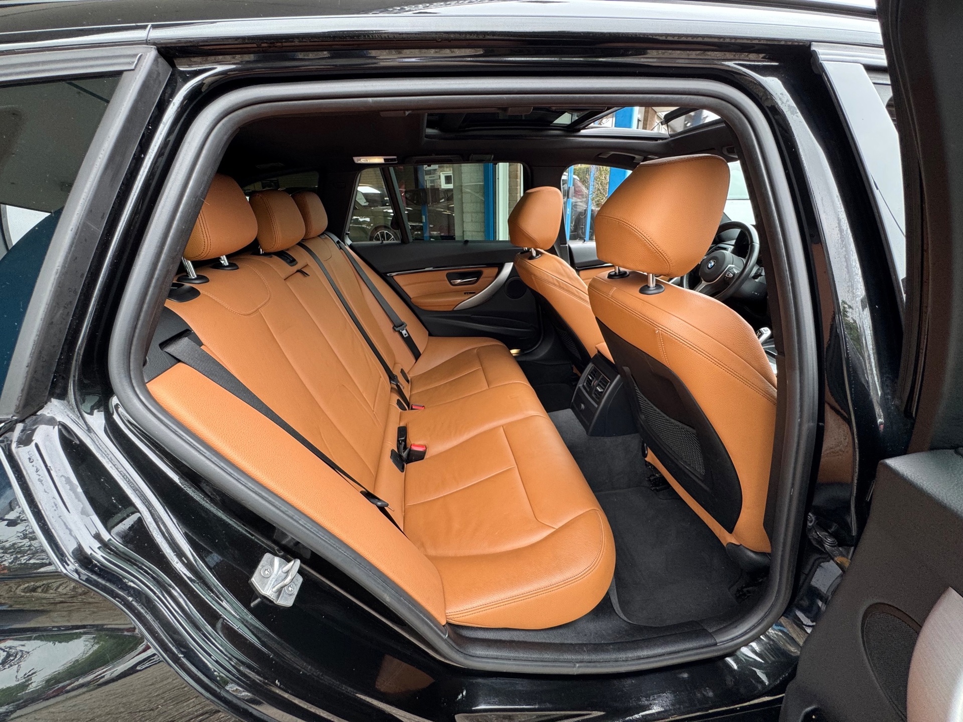 Foto van BMW 318i