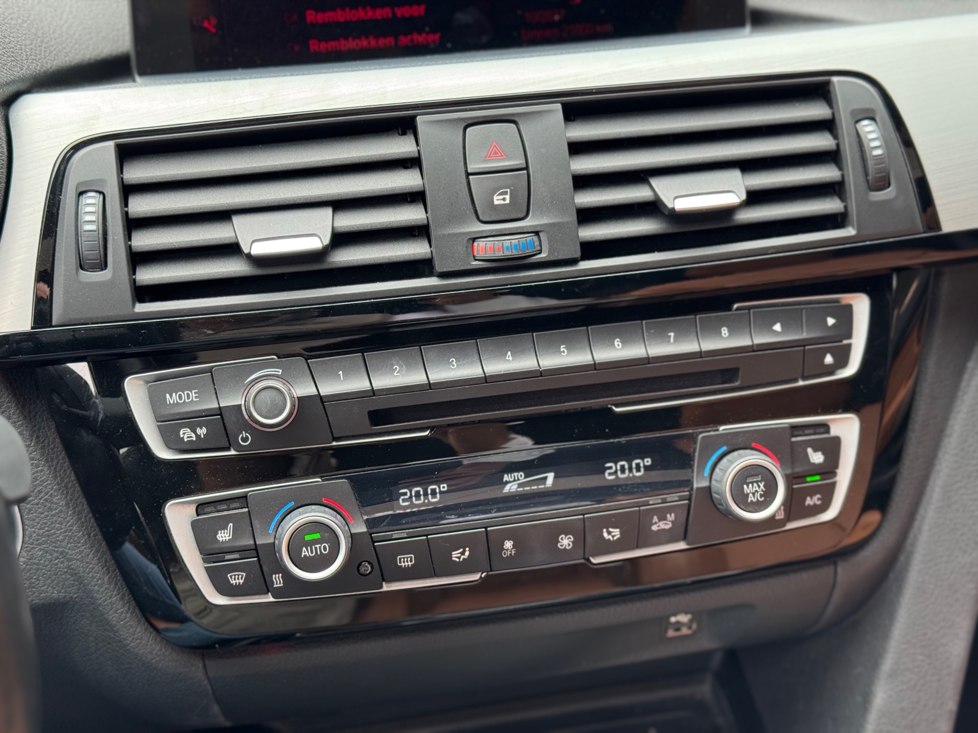 Foto van BMW 318i