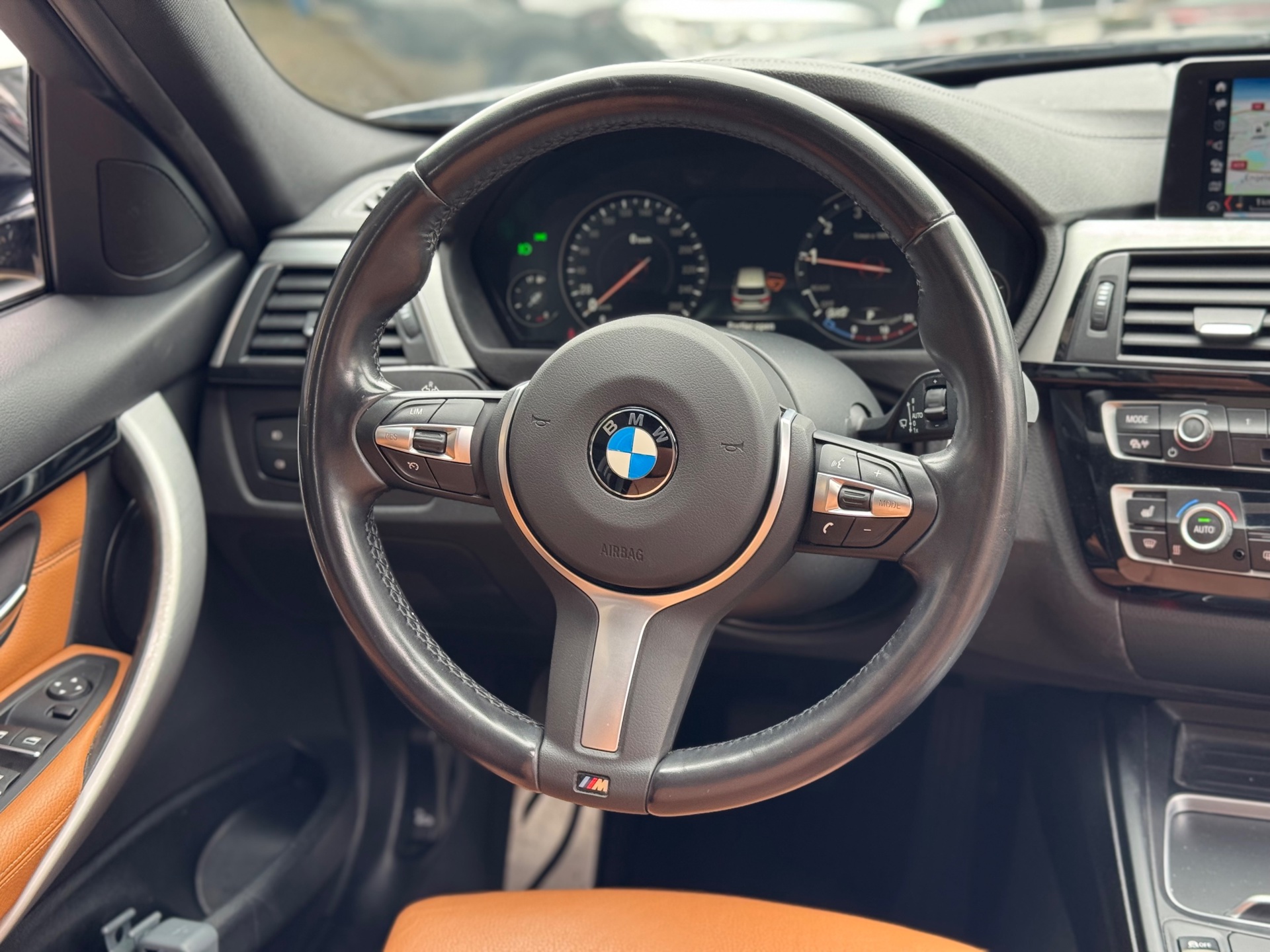 Foto van BMW 318i