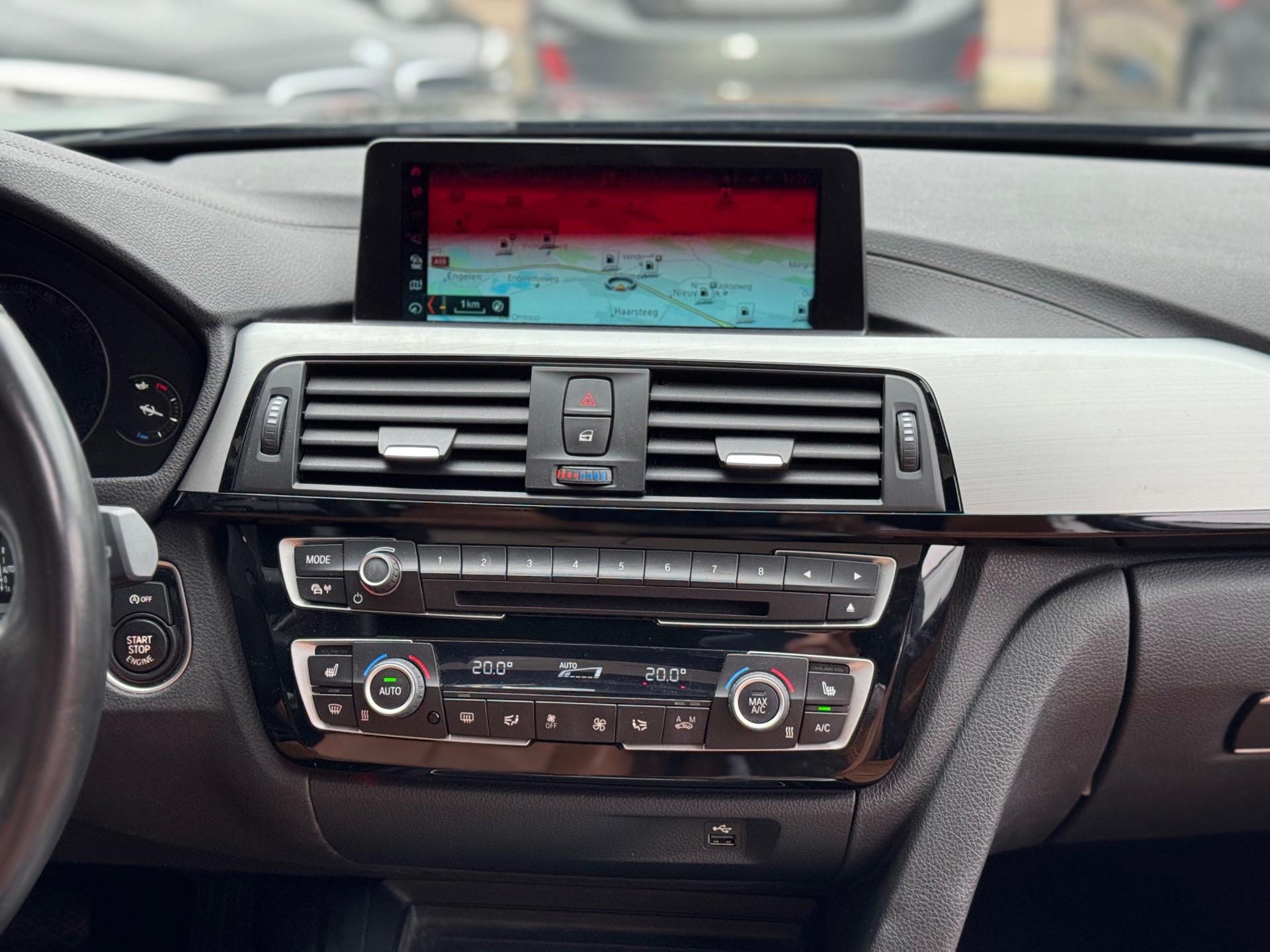 Foto van BMW 318i