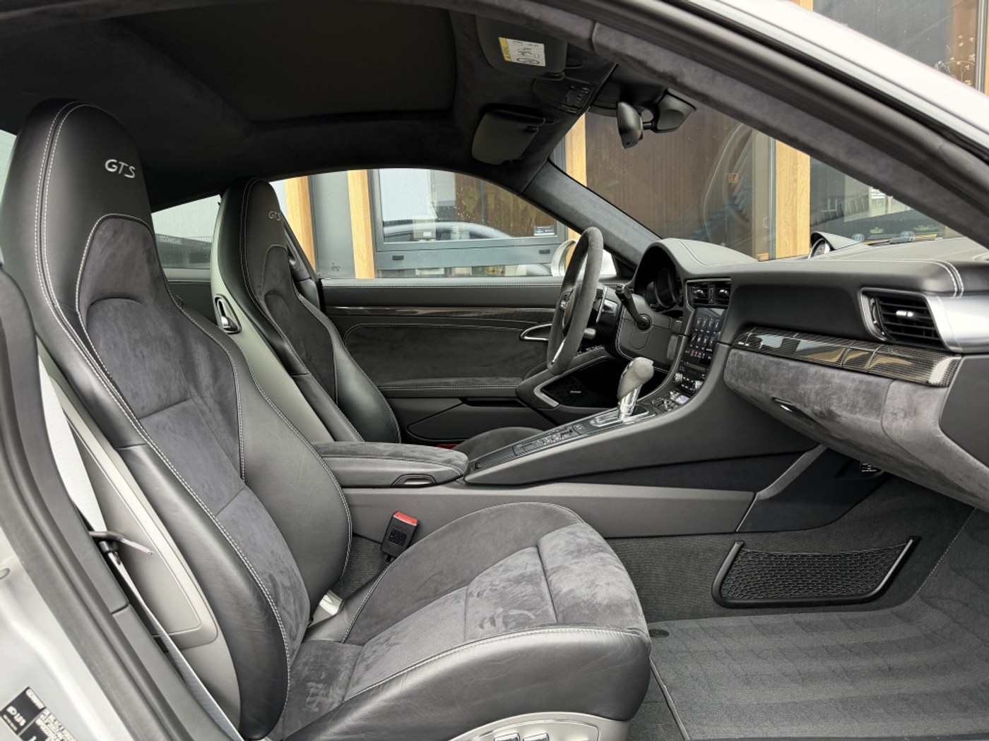 Foto van Porsche 911 Carrera 4 GTS