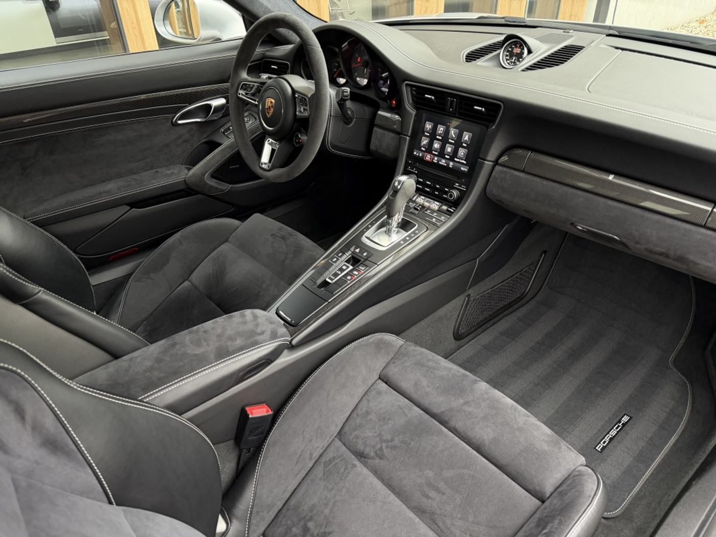 Foto van Porsche 911 Carrera 4 GTS