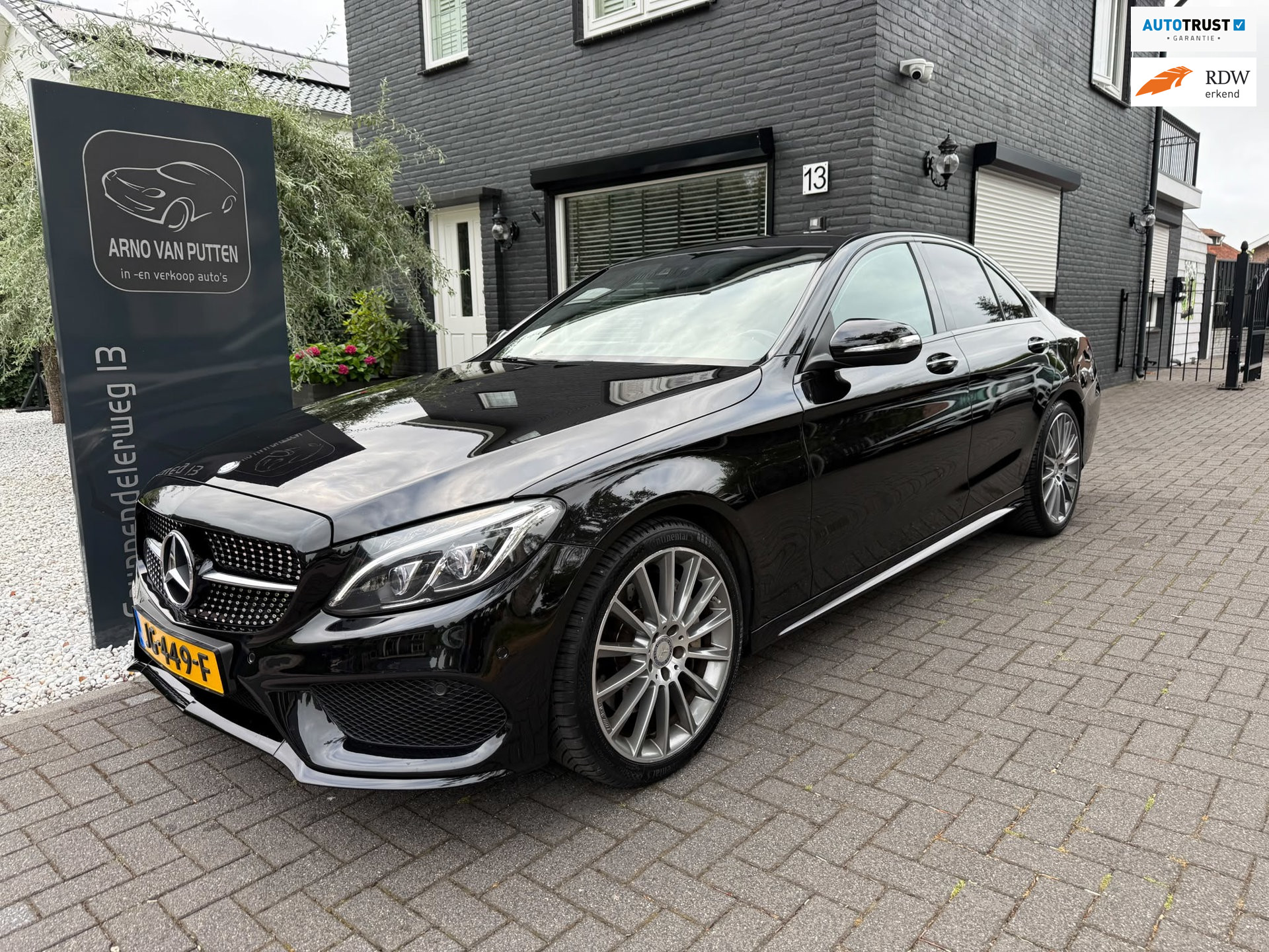 Mercedes-Benz C 250 250 Prestige /Pano /Memory /AMG Line /Leer /Led 2014 - voorkant