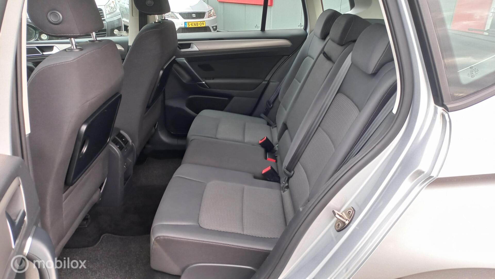 Foto van Volkswagen Golf Sportsvan