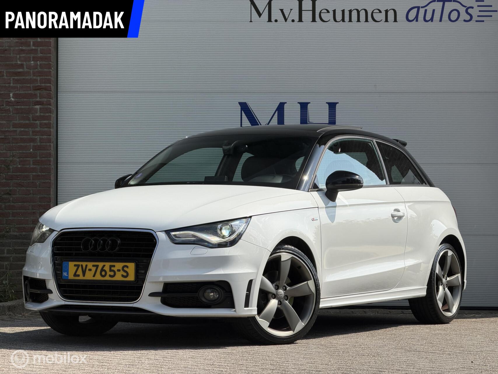 Audi A1 1.4 TFSI 185PK  S-Line Panoramadak Stoelverwarming 2012 - voorkant