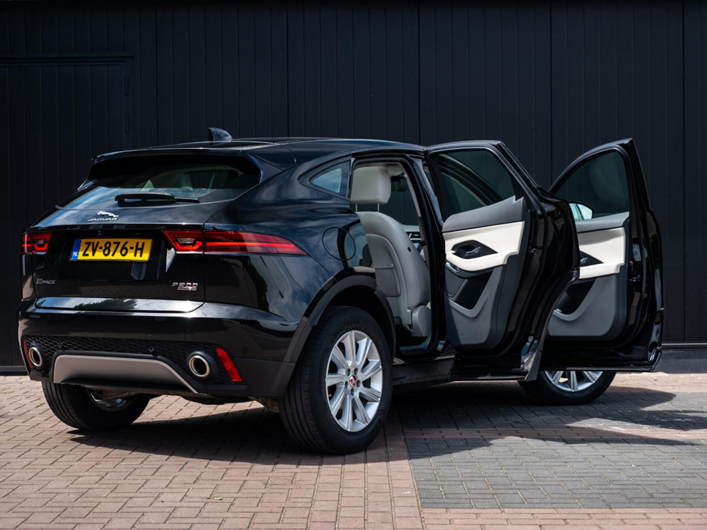 Foto van Jaguar Jaguar E-pace