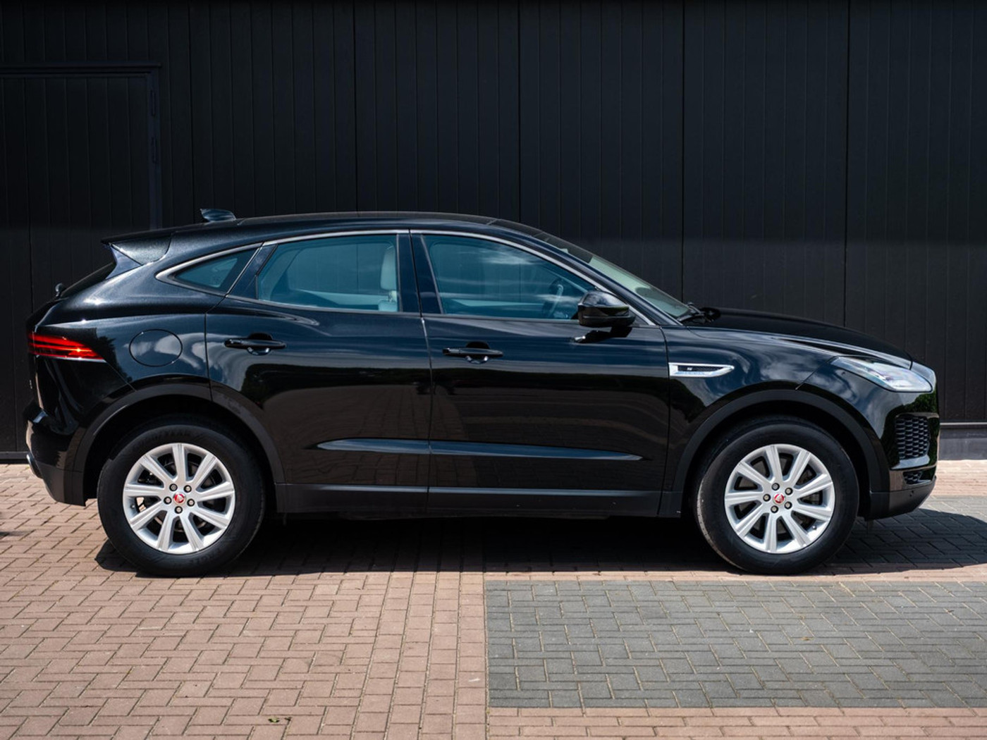 Foto van Jaguar Jaguar E-pace
