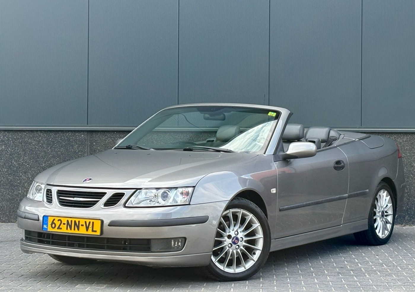 Saab Saab 9-3 1.8t Vector Origineel Nederlands Automaat 2004 - voorkant