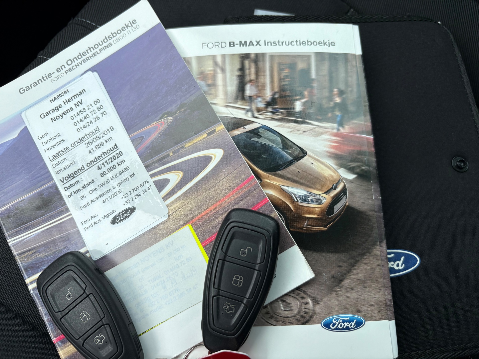 Foto van Ford B-max