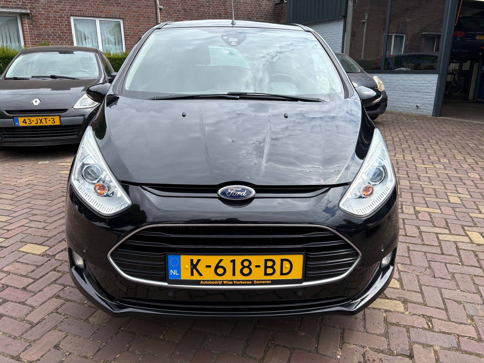 Foto van Ford B-max