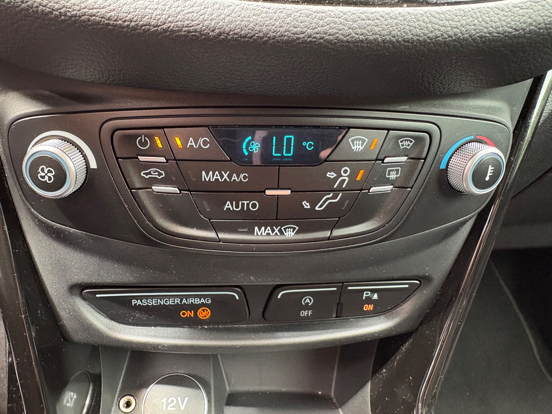 Foto van Ford B-max
