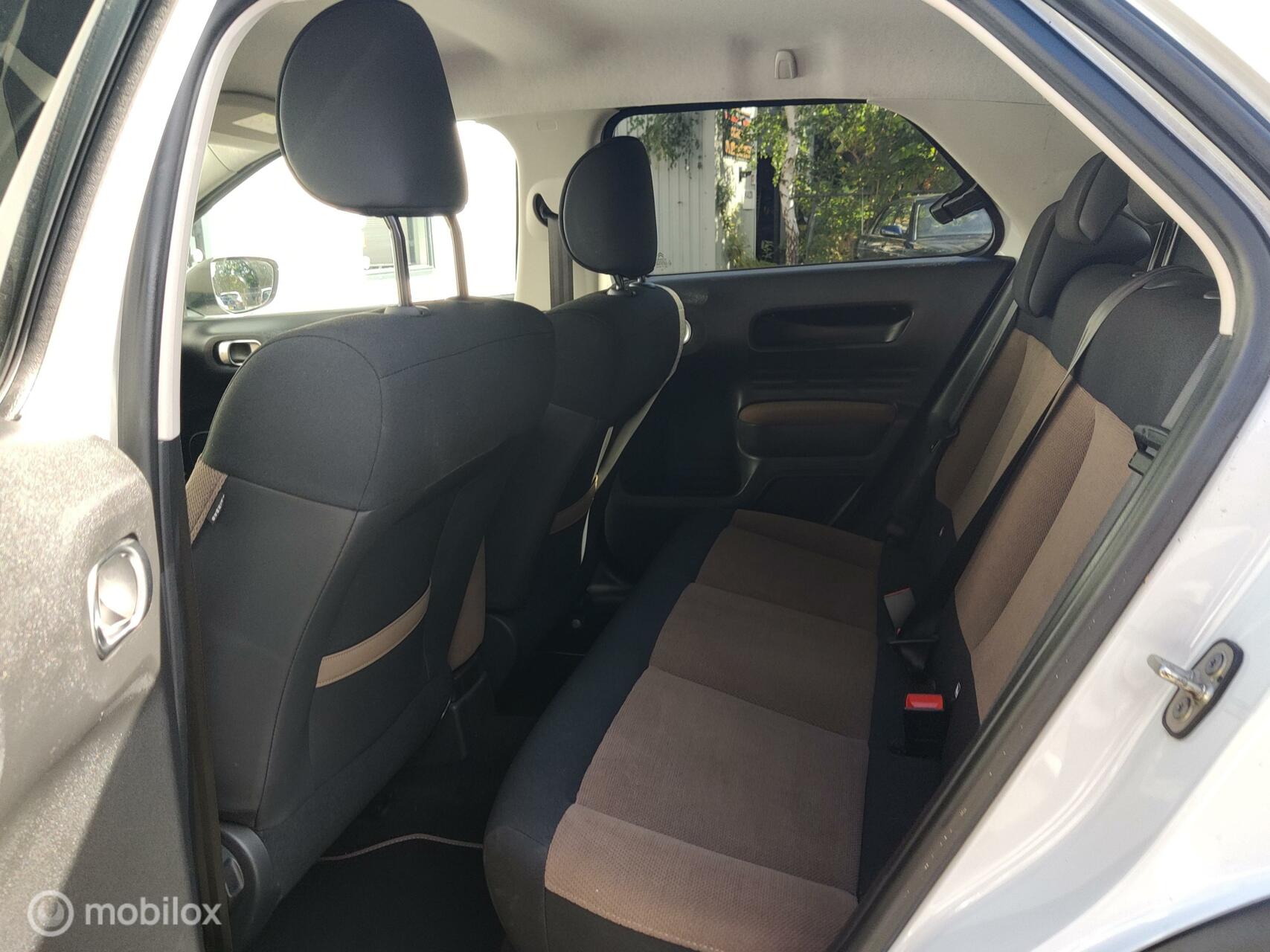 Foto van Citroen C4 Cactus