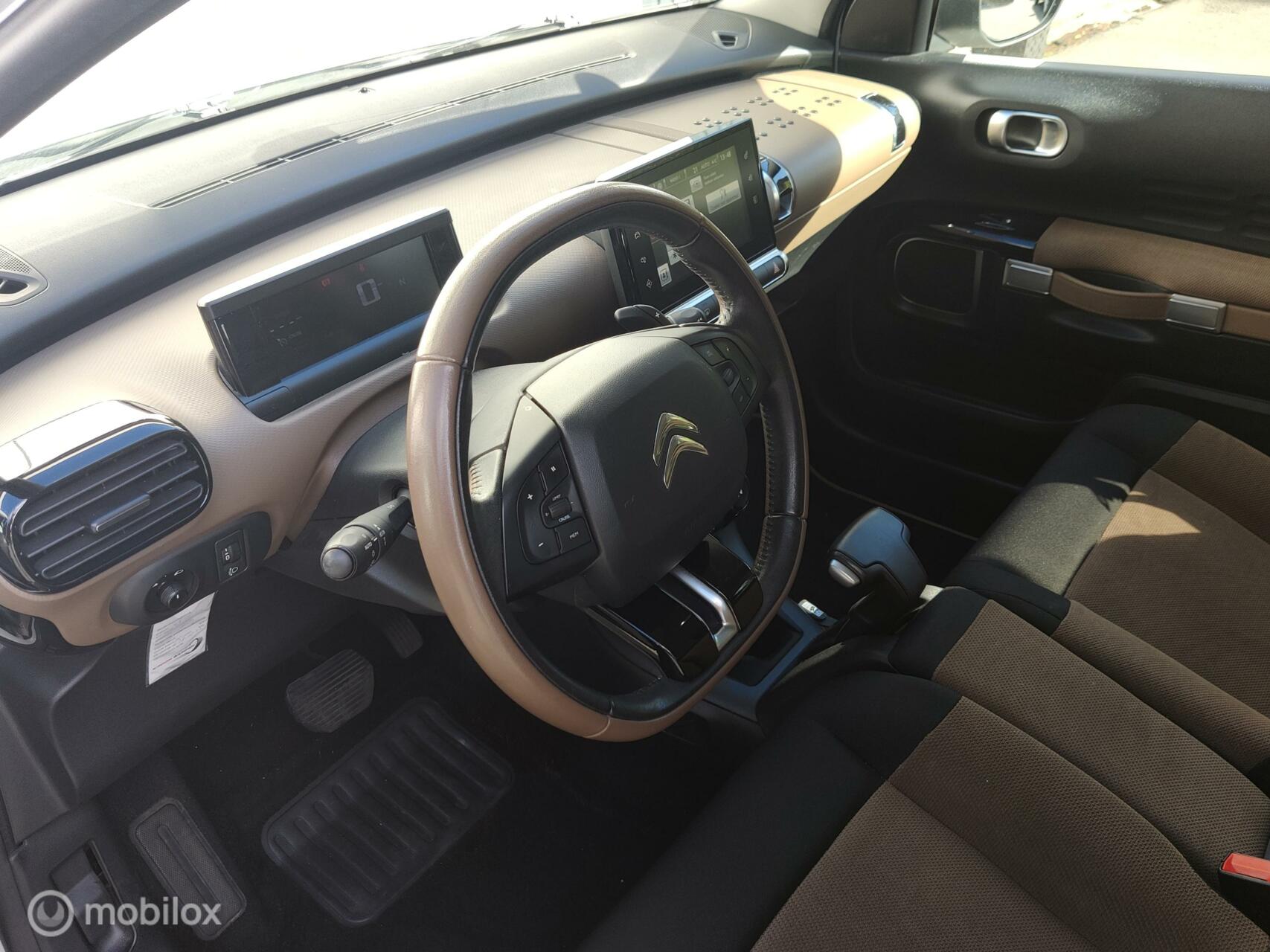 Foto van Citroen C4 Cactus