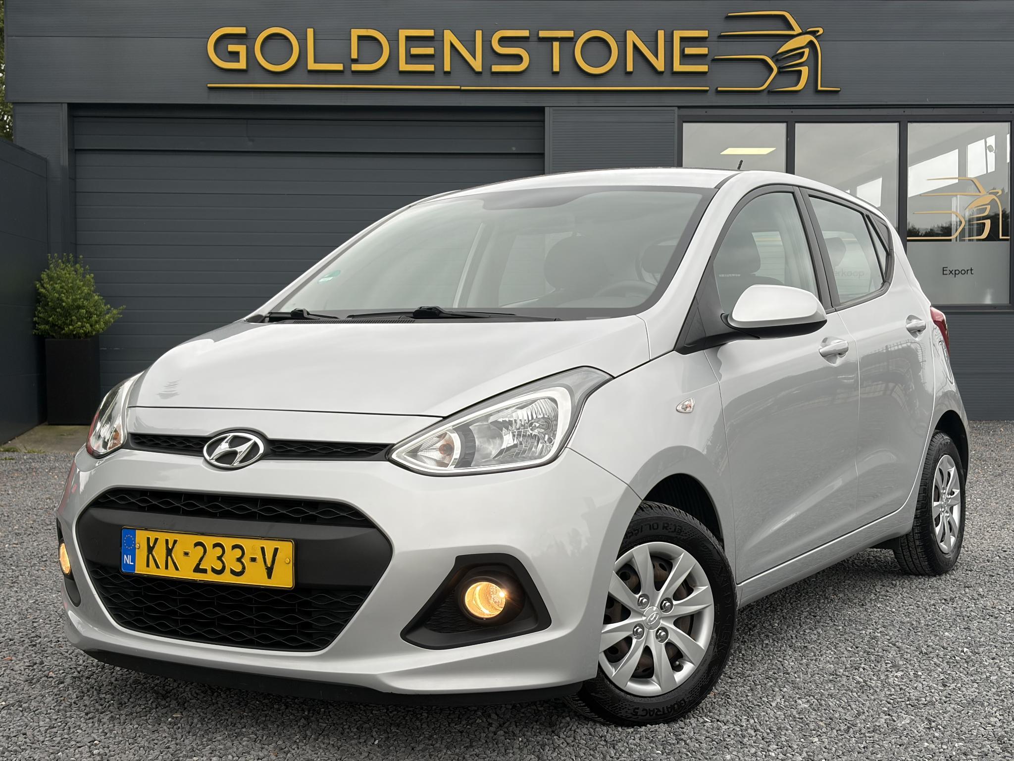 Hyundai I10 1.0i i-Motion Comfort 2016 - voorkant