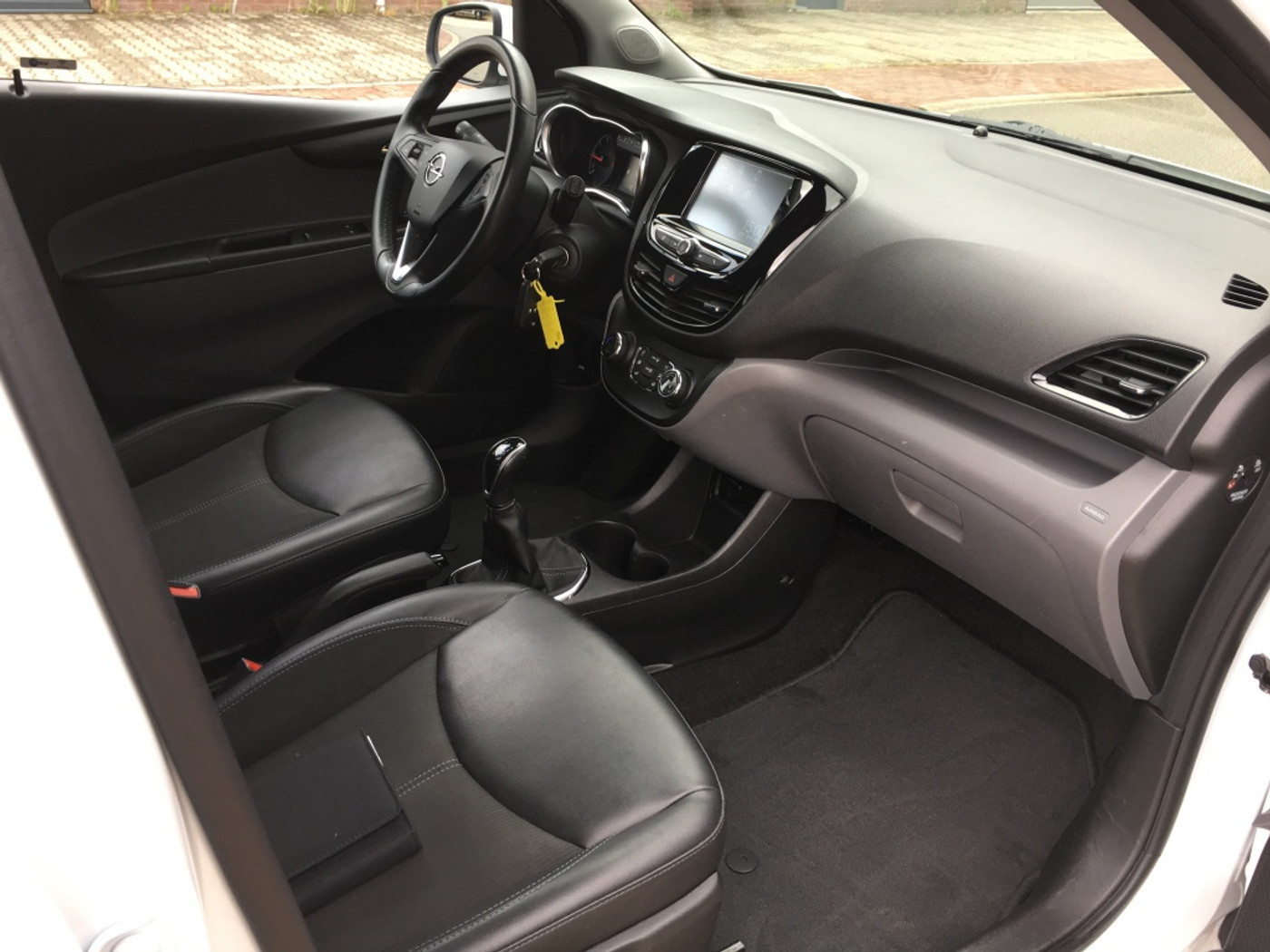 Foto van Opel Karl / Viva