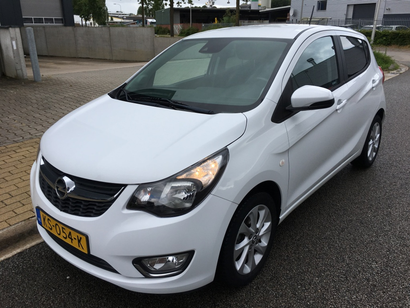 Opel Karl / Viva 1.0 ecoFL Innovation 2016 - voorkant