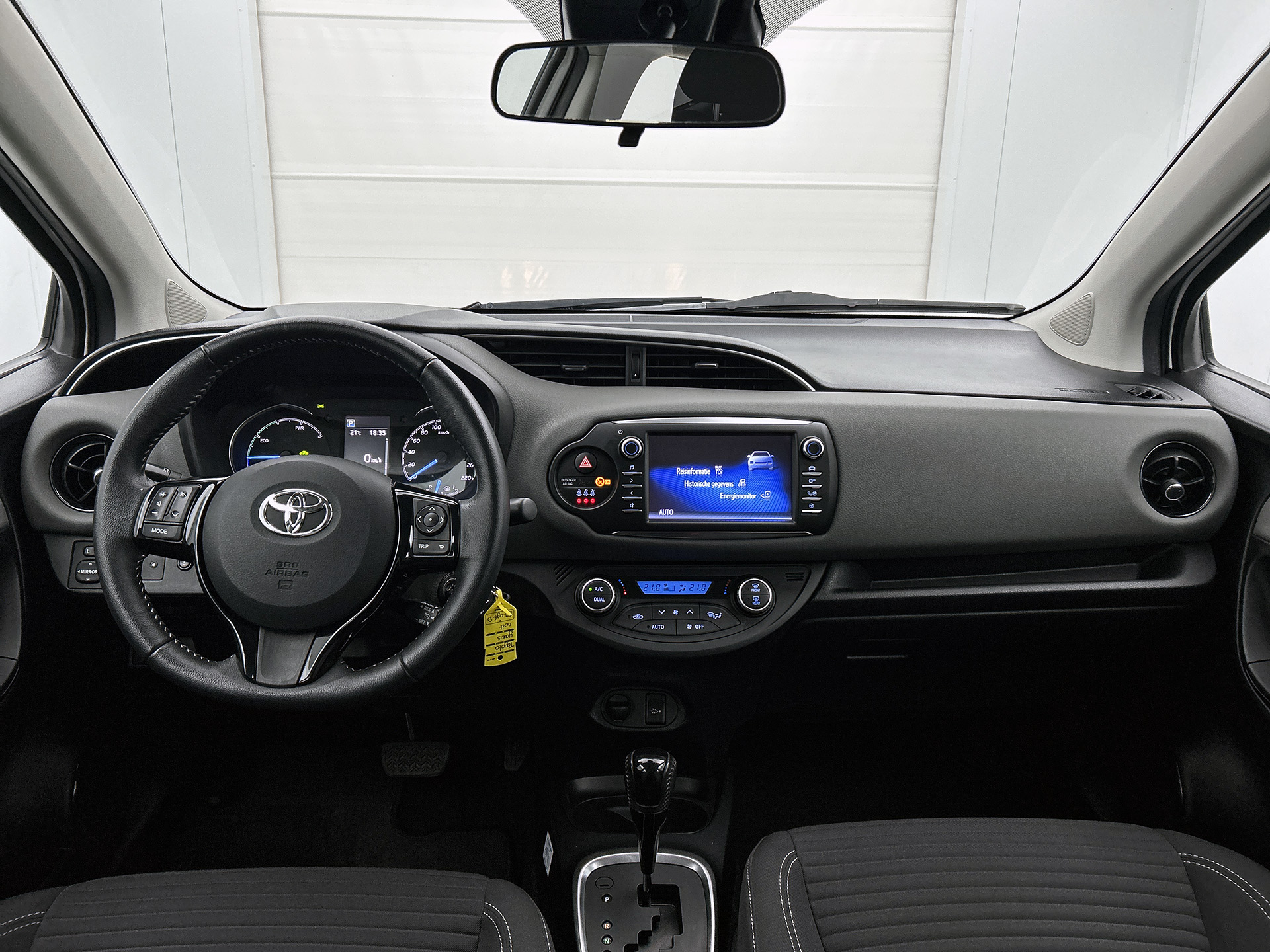 Foto van Toyota Toyota Yaris Hybrid