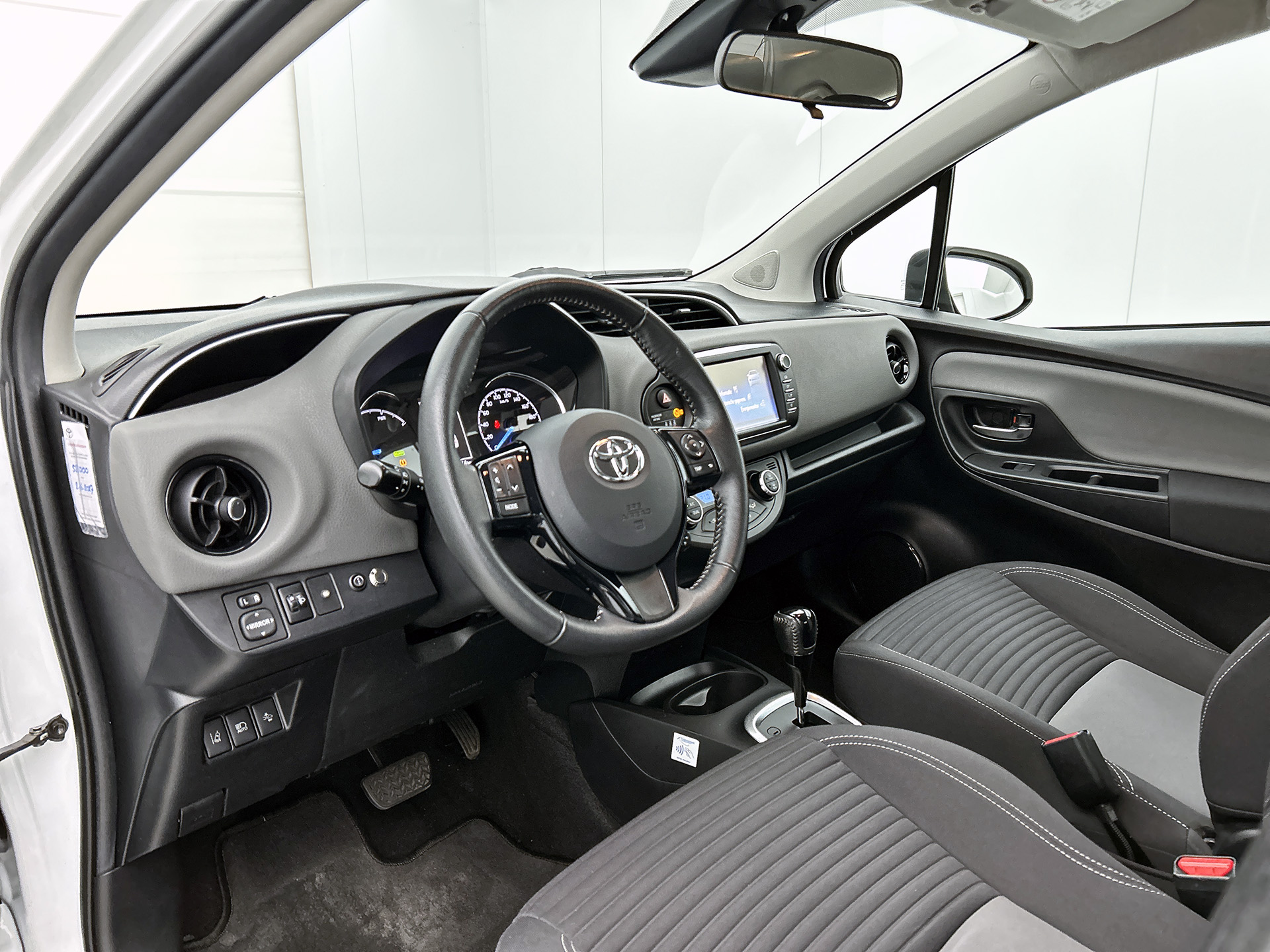 Foto van Toyota Toyota Yaris Hybrid