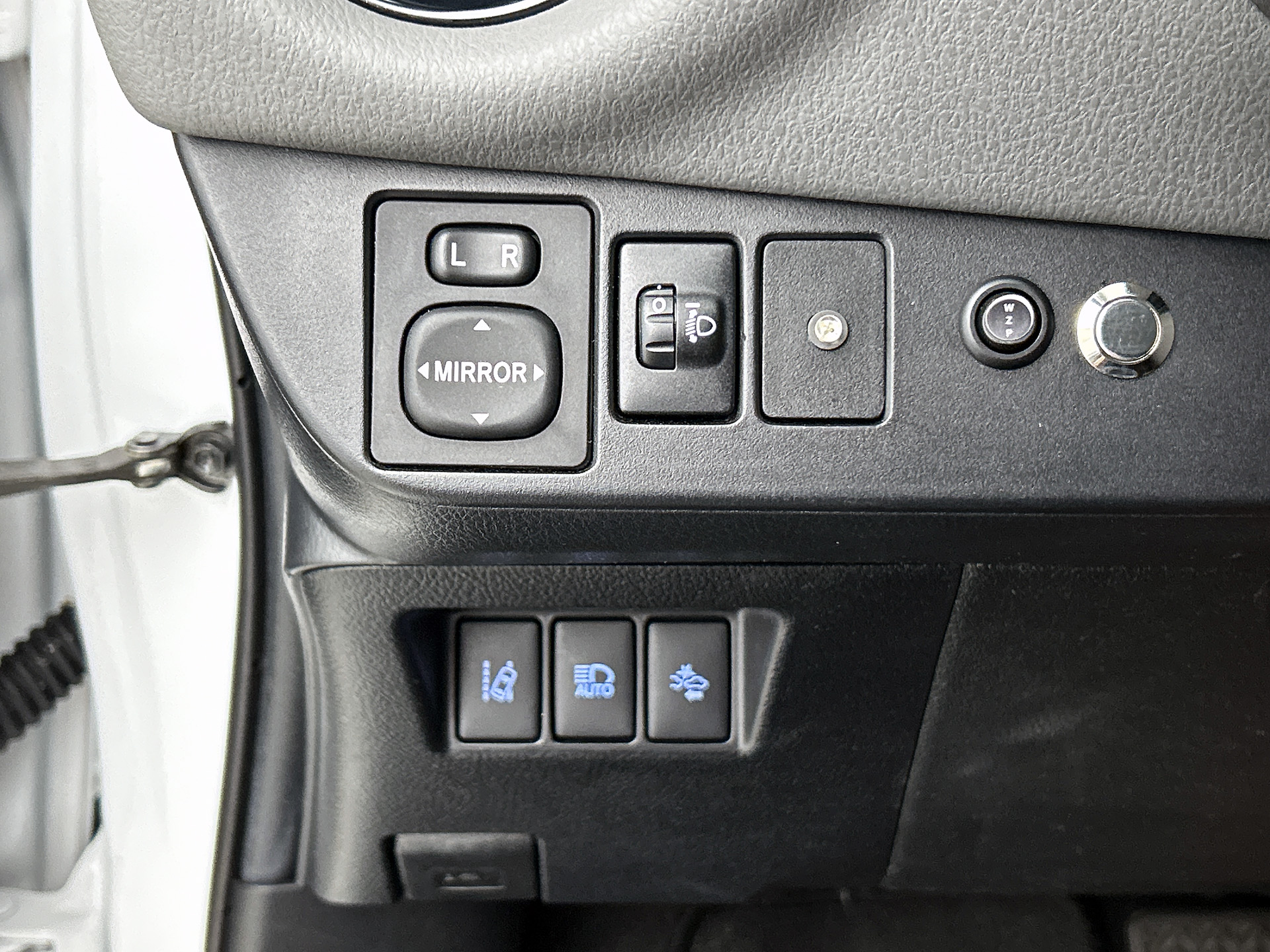 Foto van Toyota Toyota Yaris Hybrid