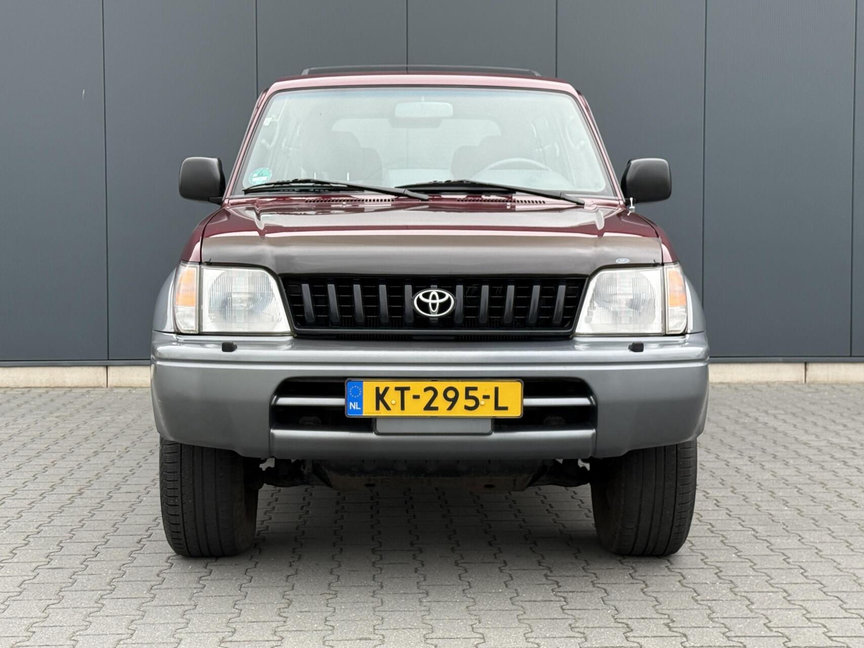 Foto van Toyota Toyota Landcruiser 90 Series